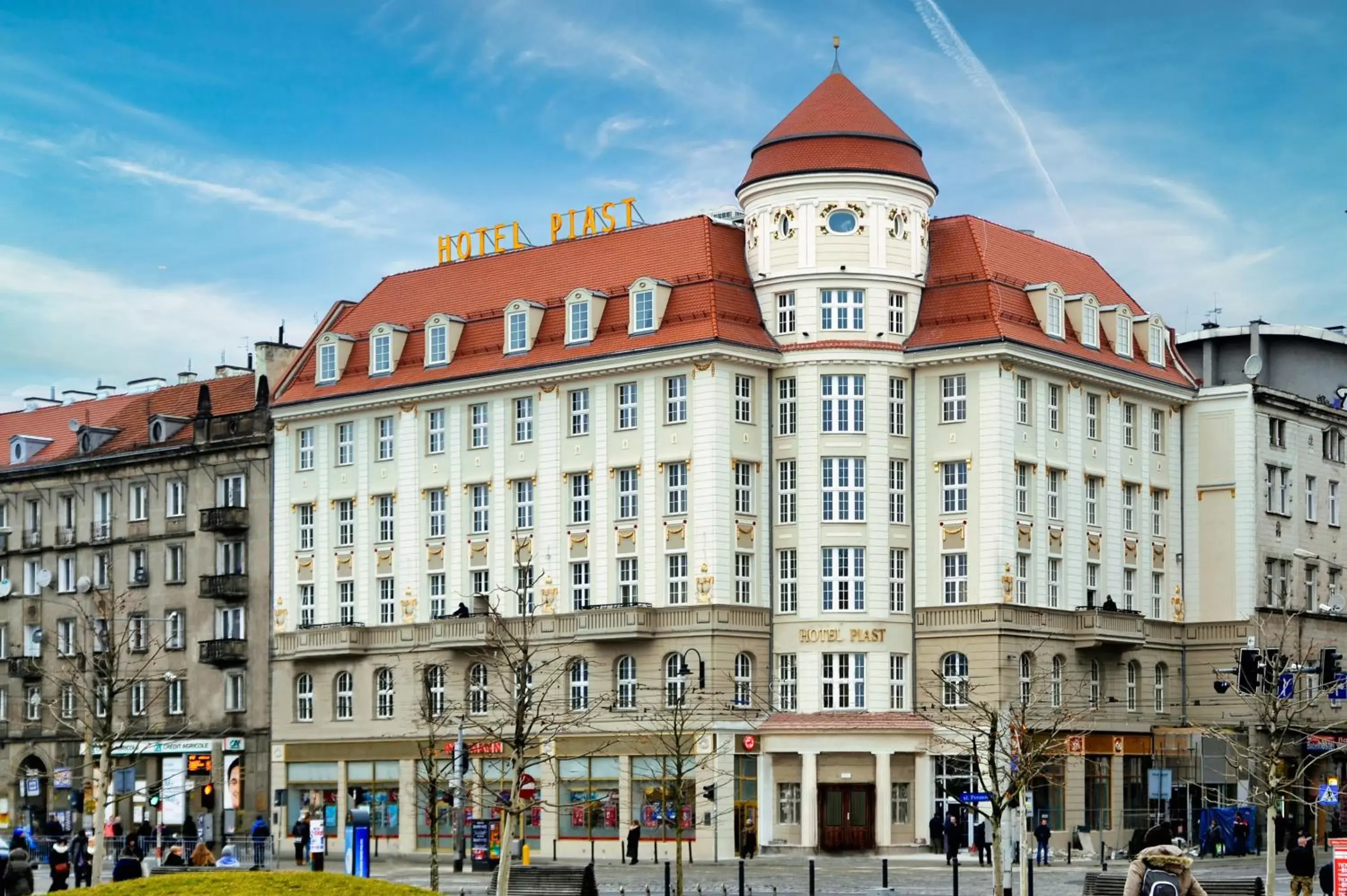 Street view, Property Building in Hotel Piast Wrocław Centrum