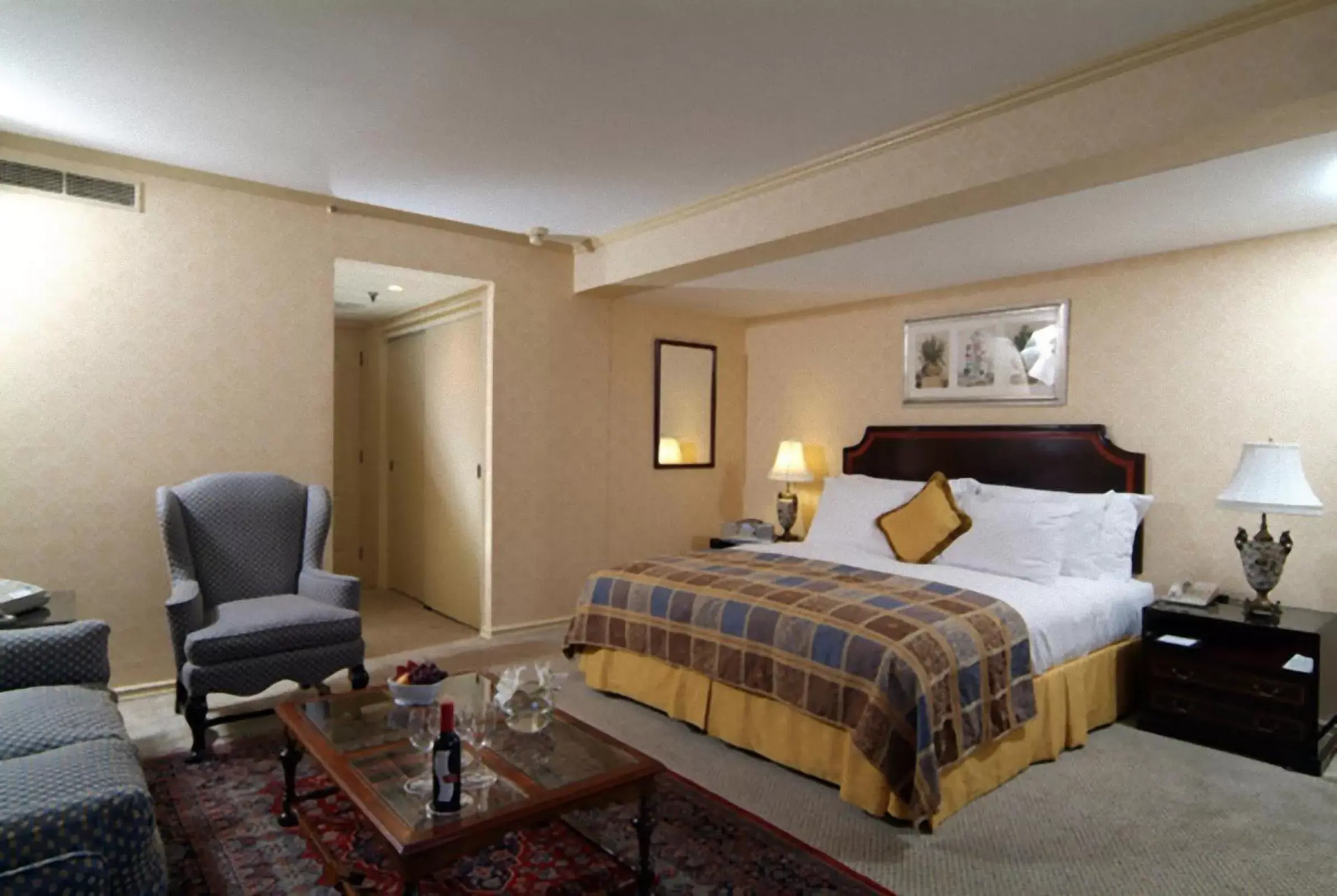 Bedroom, Bed in Park Plaza Santiago Bedroom, Bed in Park Plaza Santiago