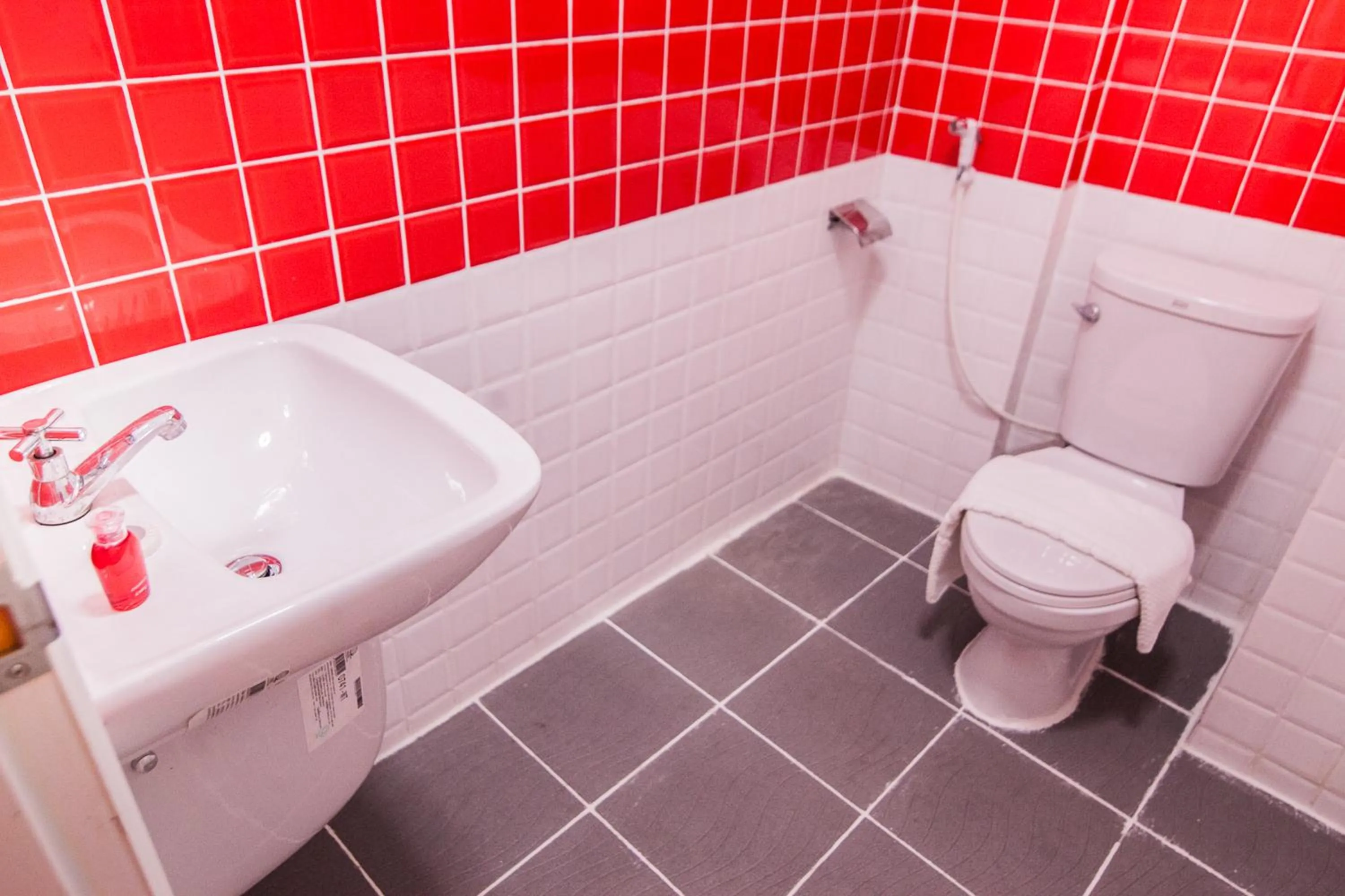 Bathroom in The Seven Luck