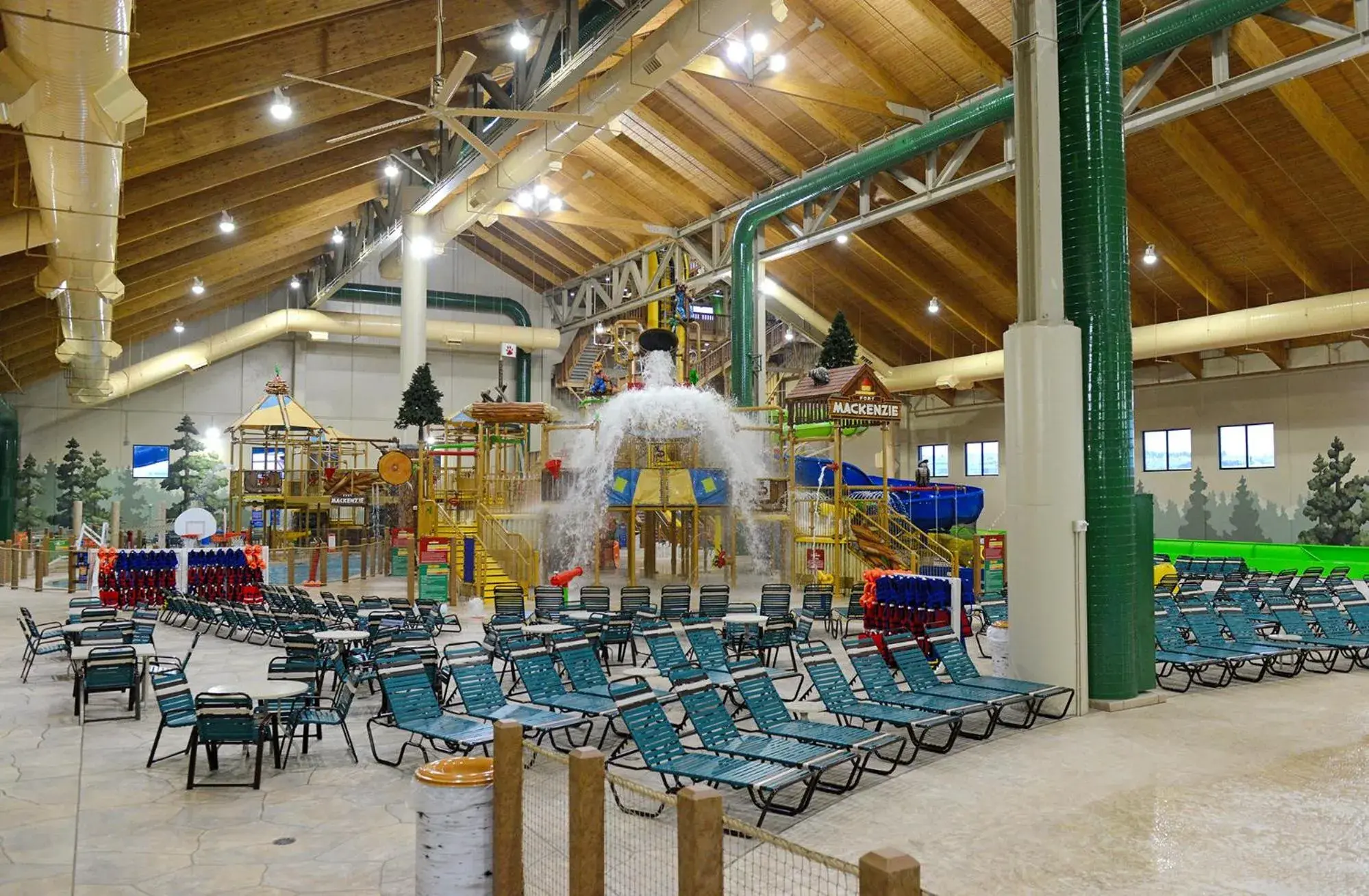 Aqua park, Restaurant/Places to Eat in Great Wolf Lodge Colorado Springs