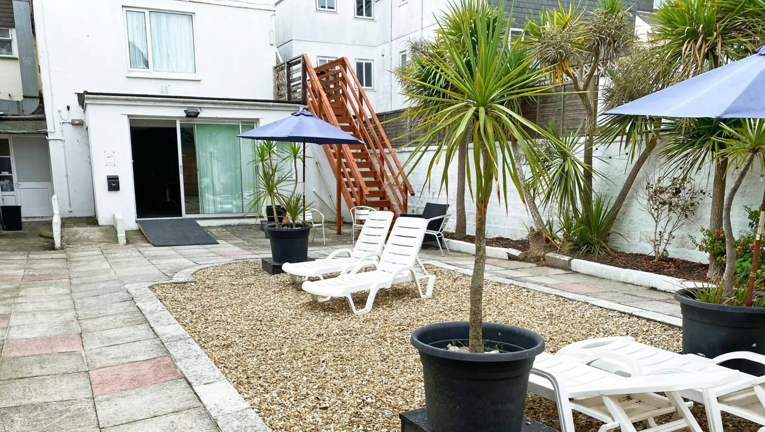 Property building, Swimming Pool in Magnuson Hotel Sandy Lodge Newquay