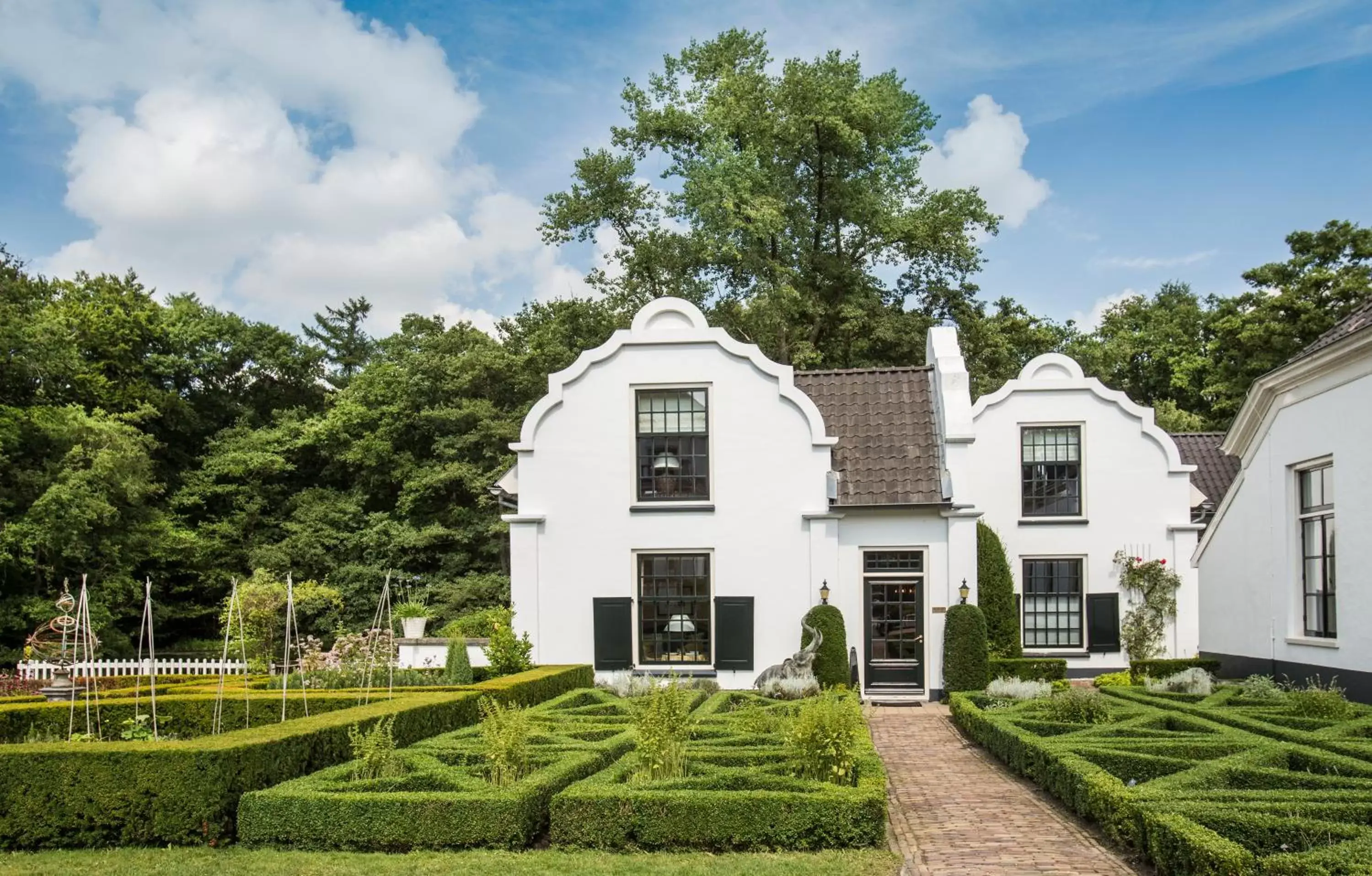 Property Building in Kasteel Engelenburg