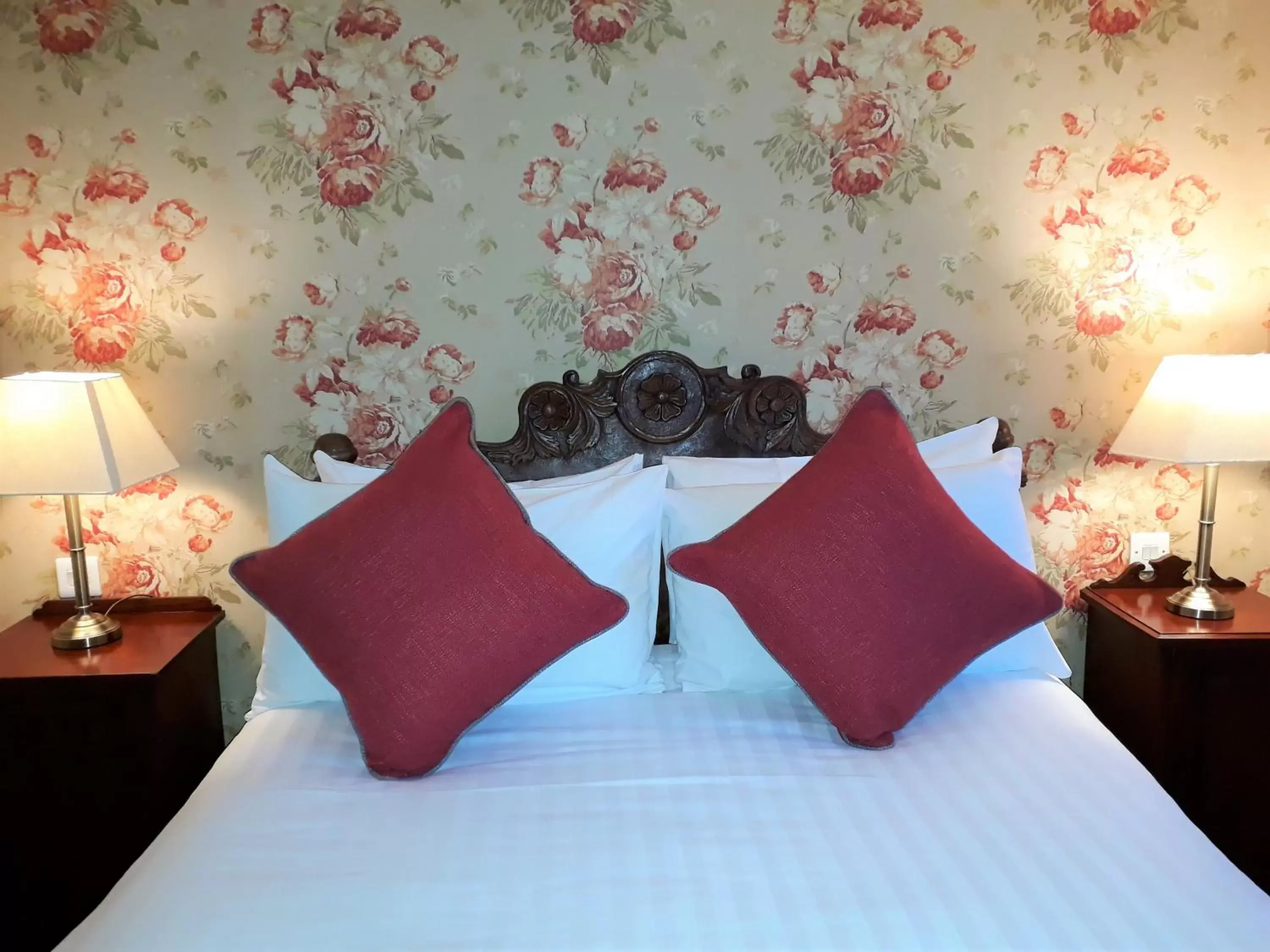 Bedroom, Bed in One Holyrood Hotel & Cafe