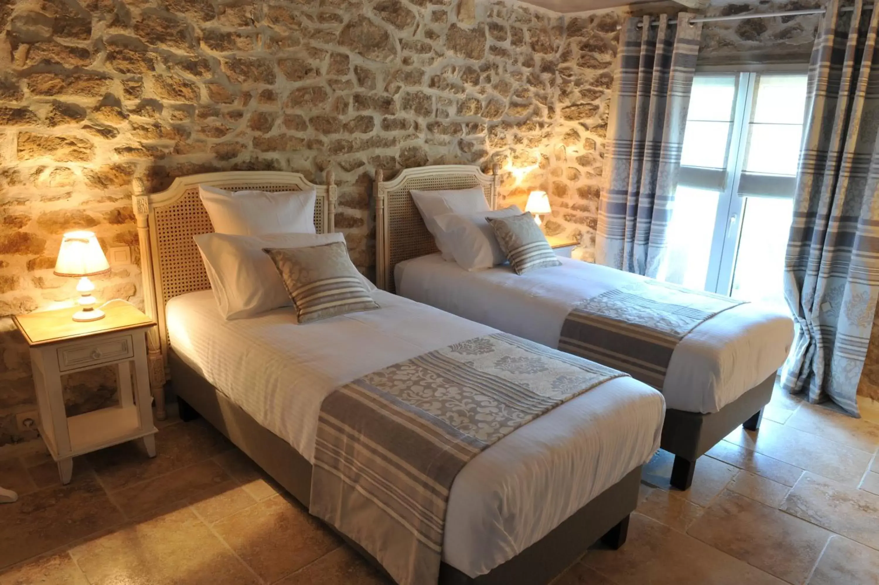 Twin Room with Private Bathroom in Le Mas Terre des Anges