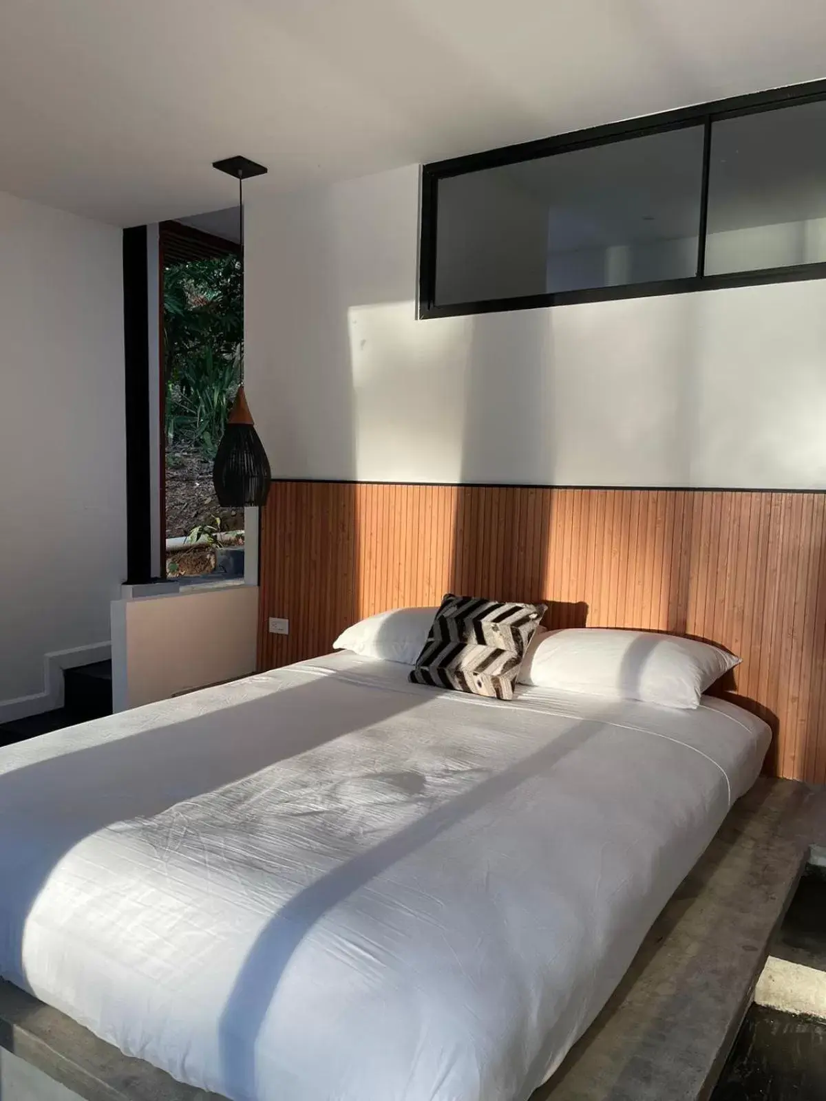 Deluxe Double Room - single occupancy in Saboga Lodge Deluxe Double Room - single occupancy in Saboga Lodge