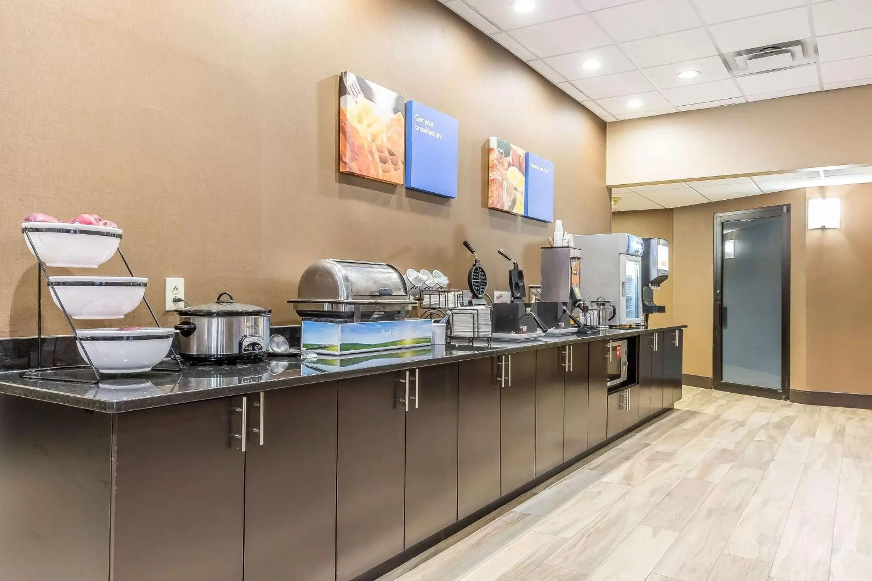 Restaurant/places to eat in Comfort Inn Alton near I-255