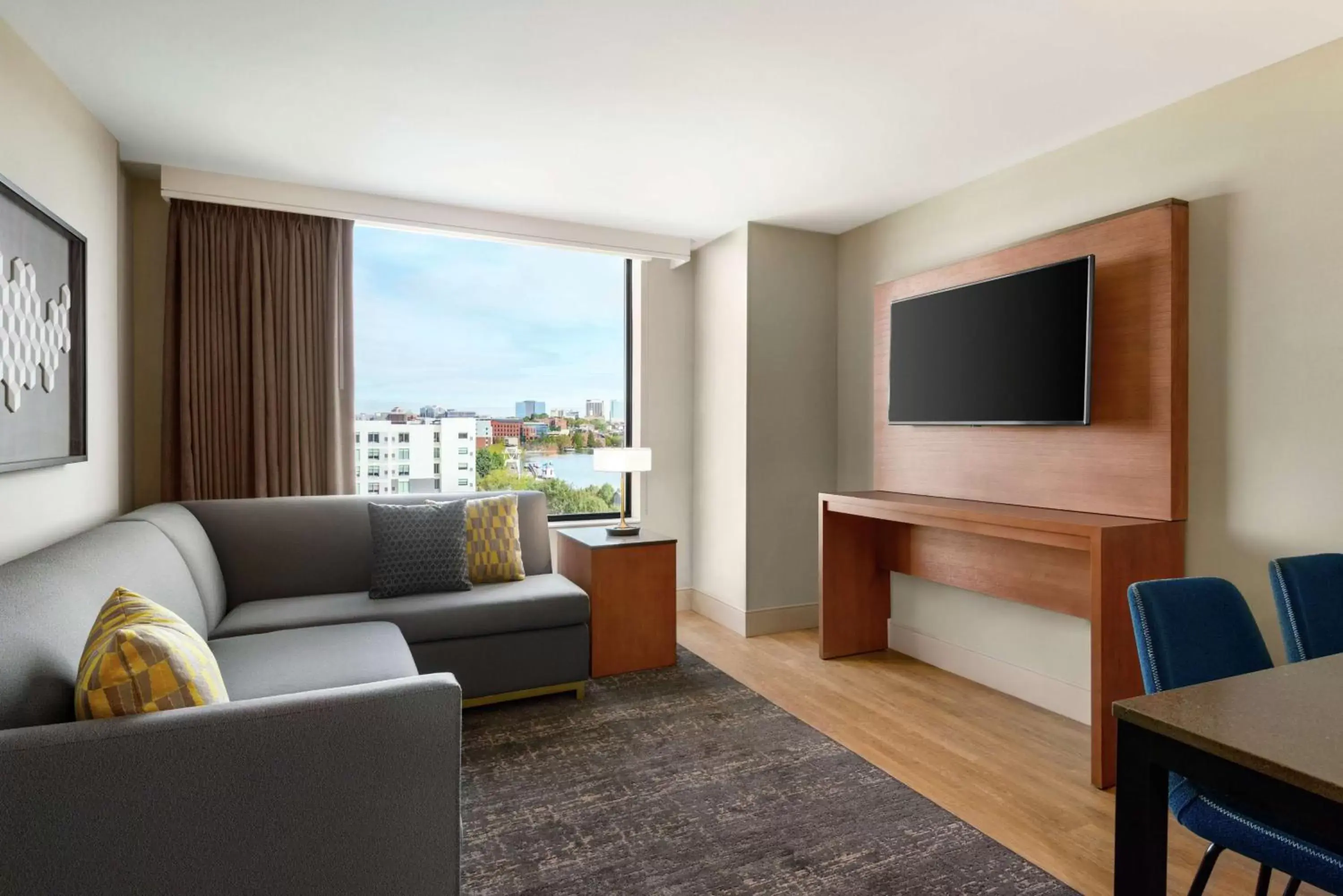 Bedroom, Seating Area in Homewood Suites By Hilton Wilmington Downtown