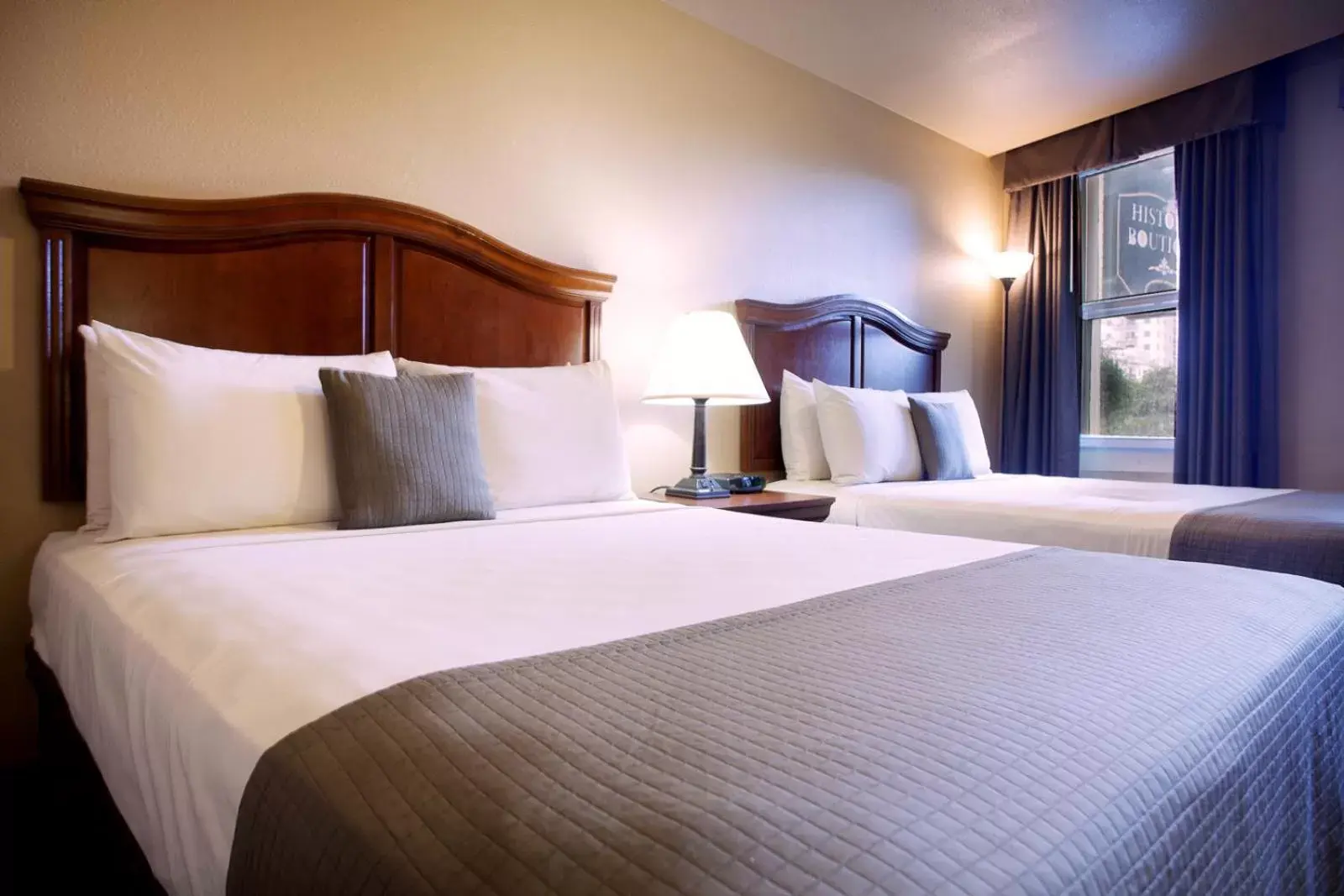 Queen Room with Two Queen Beds and City View - Mobility Accessible/Non-Smoking in O'Brien Riverwalk Boutique Hotel