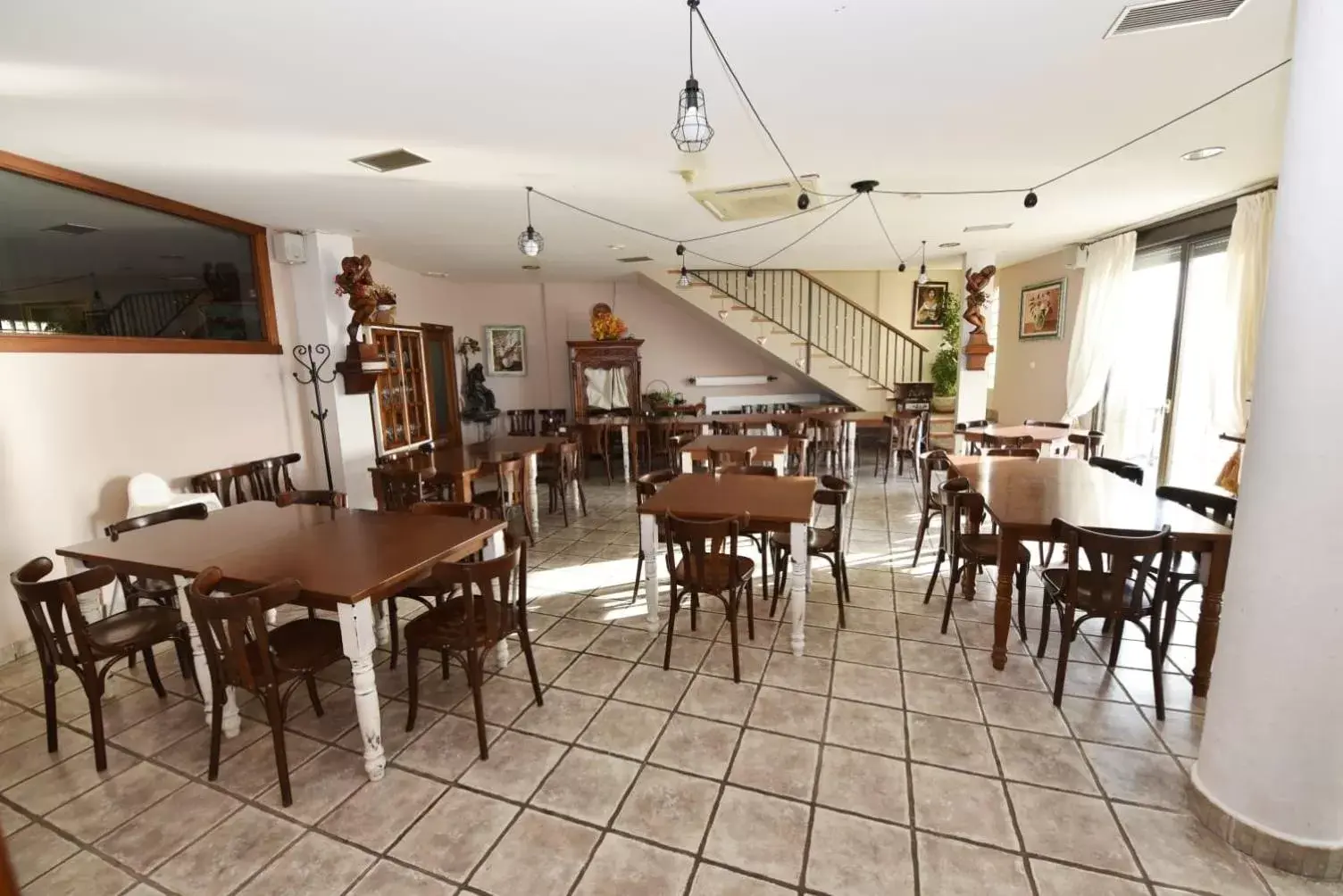 Restaurant/Places to Eat in Hotel Rural el Castillo