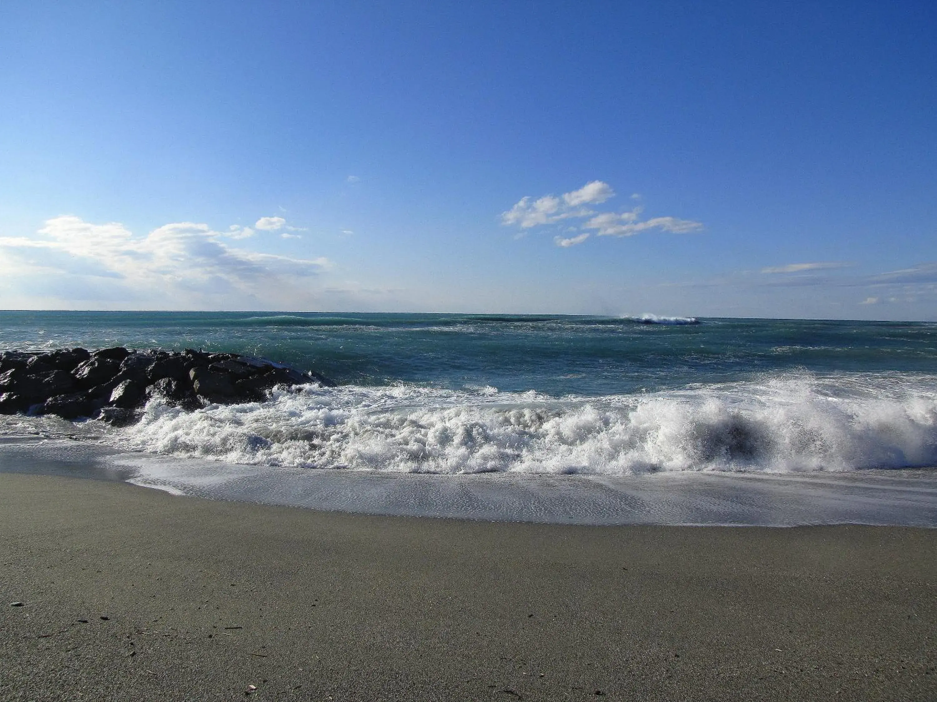 Facade/entrance, Beach in Hotel La Tonnara