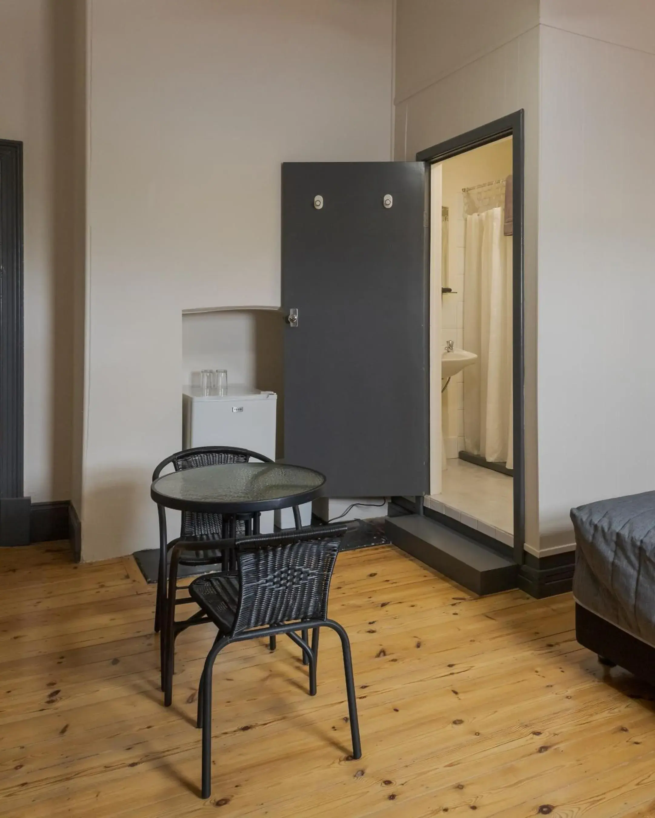 Seating Area in Pampas Motel Port Augusta