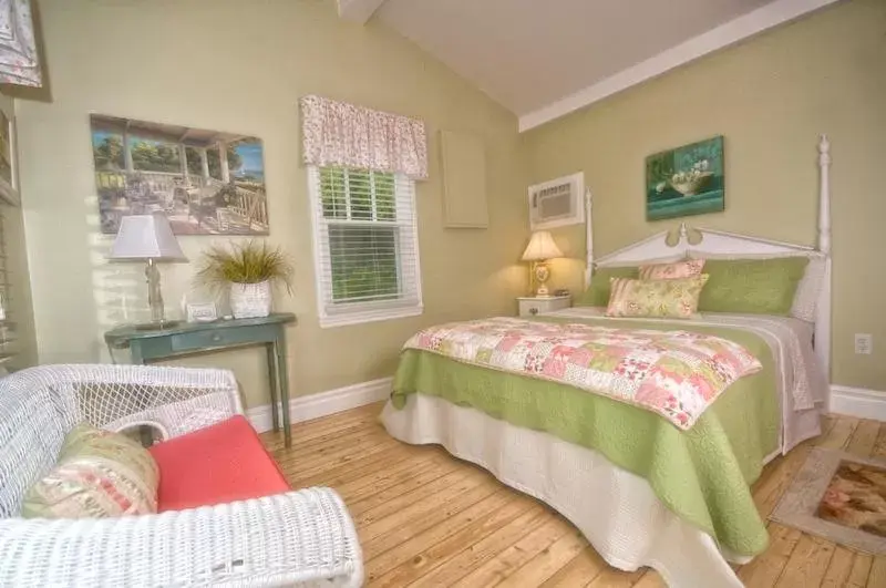 Bedroom, Bed in Telegraph House Motel