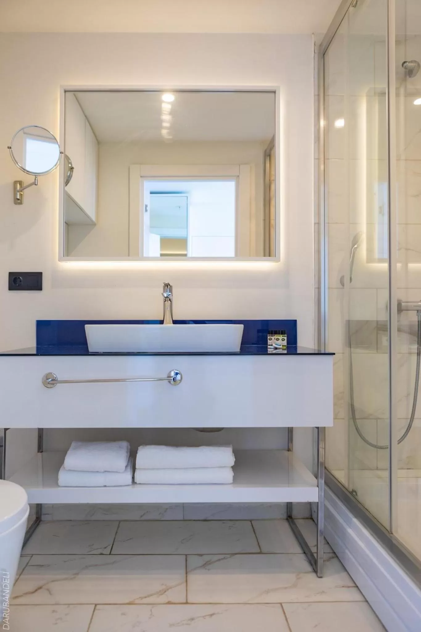 Shower, Bathroom in Orbi City Luxury Suite