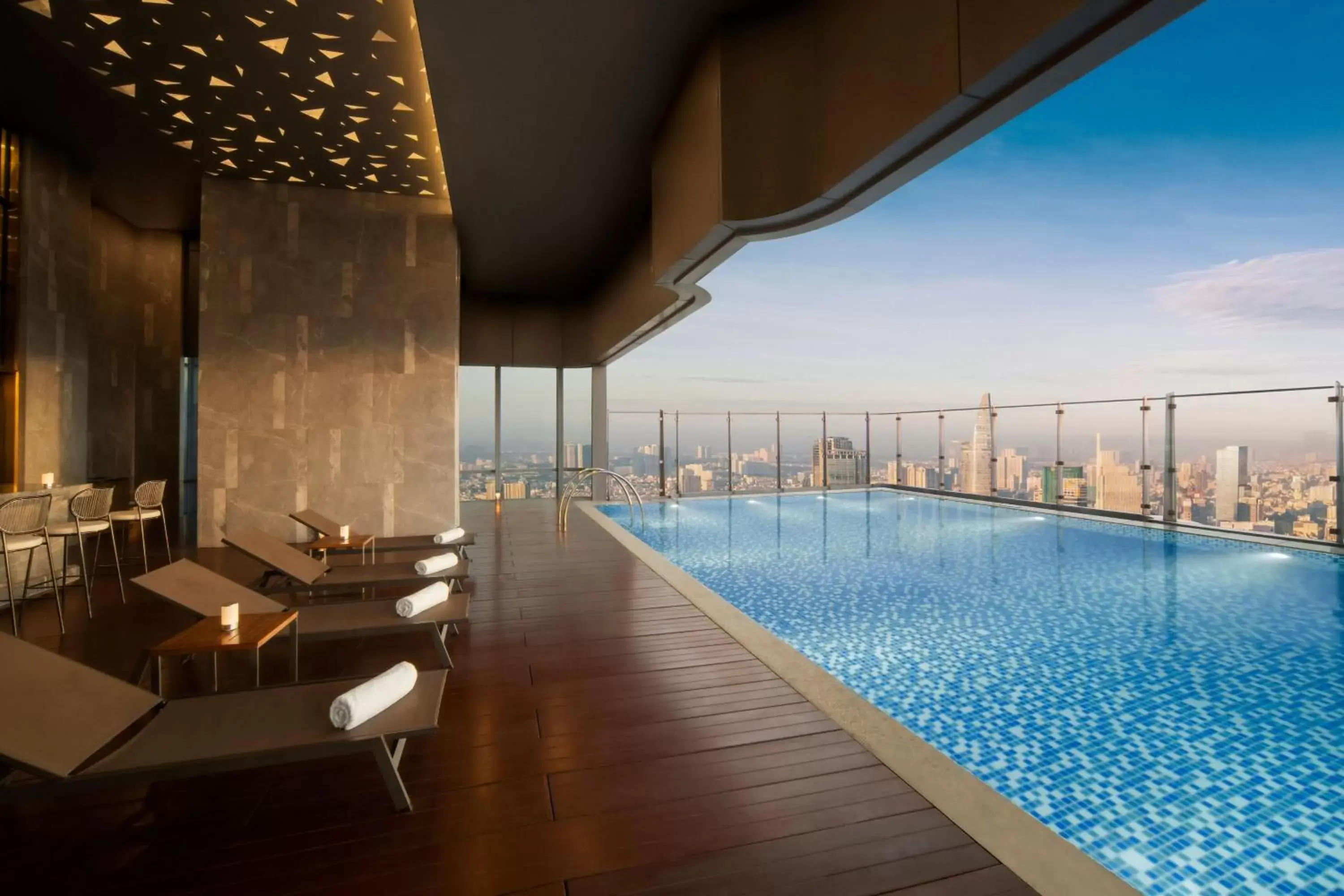 Swimming Pool in Vinpearl Landmark 81, Autograph Collection