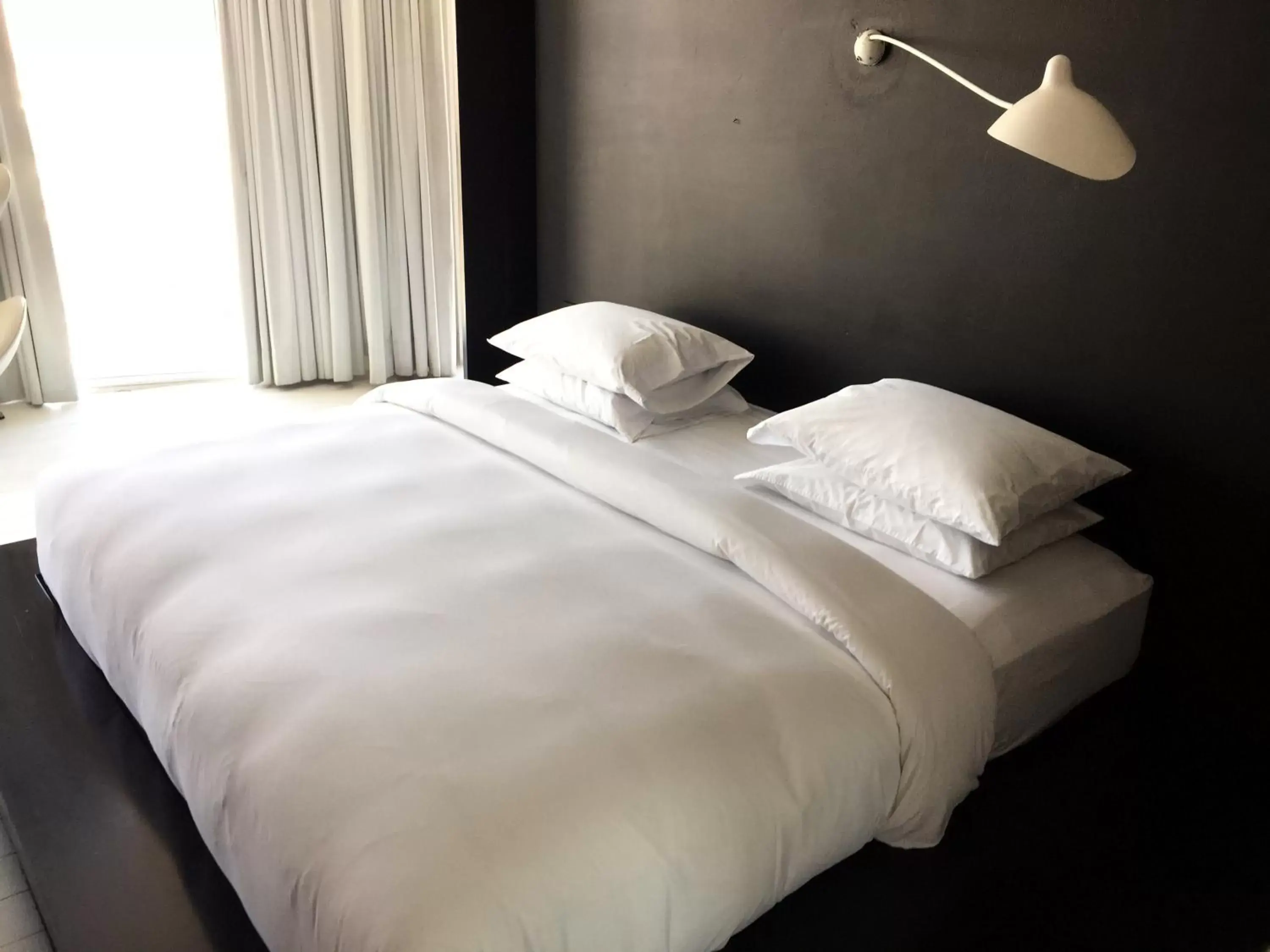Bed in Habita Monterrey, a Member of Design Hotels