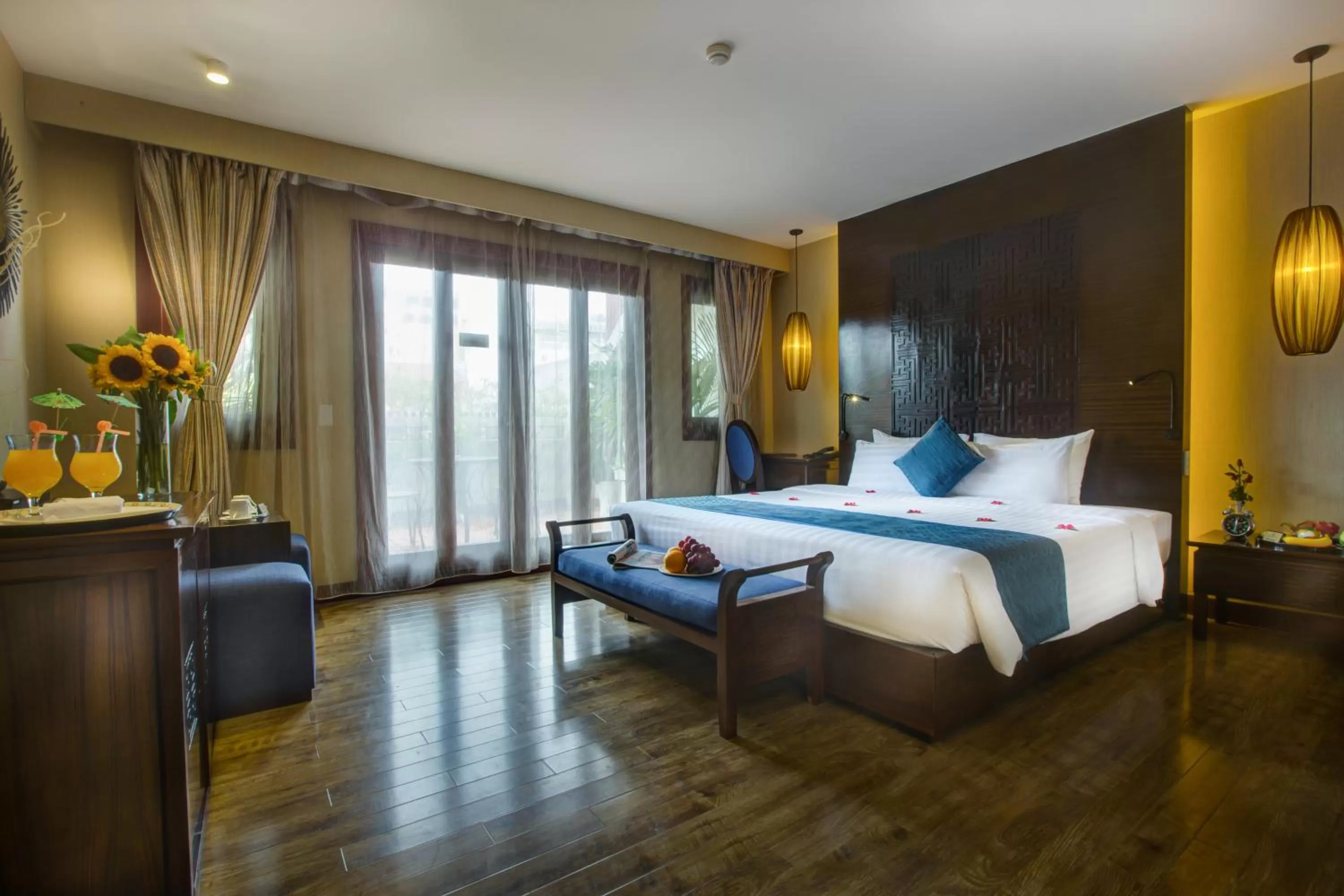 Oriental Suites Hotel & Spa