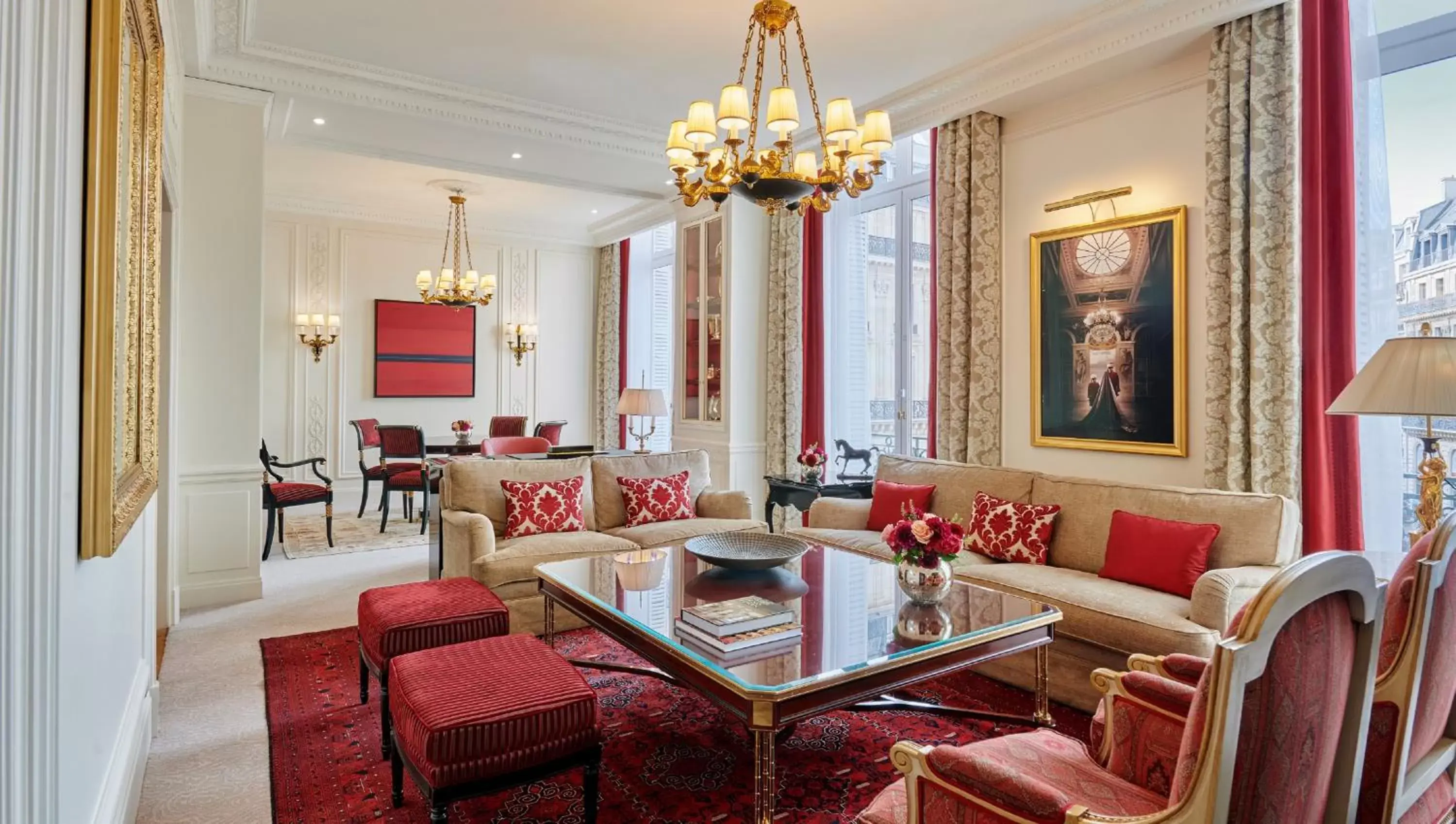 Photo of the whole room, Seating Area in InterContinental Paris Le Grand, an IHG Hotel