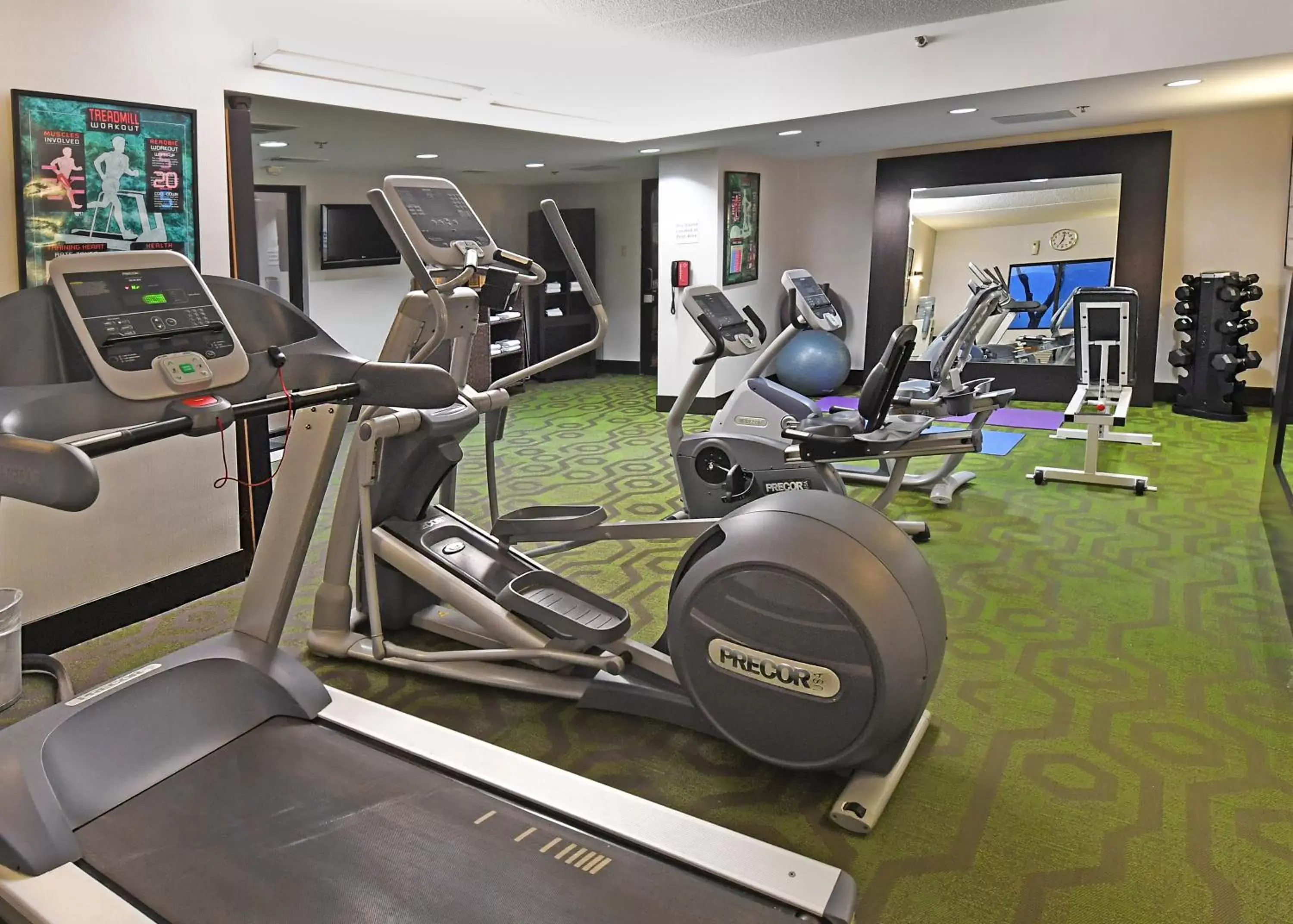Fitness centre/facilities, Fitness Center/Facilities in Holiday Inn Irving Las Colinas, an IHG Hotel