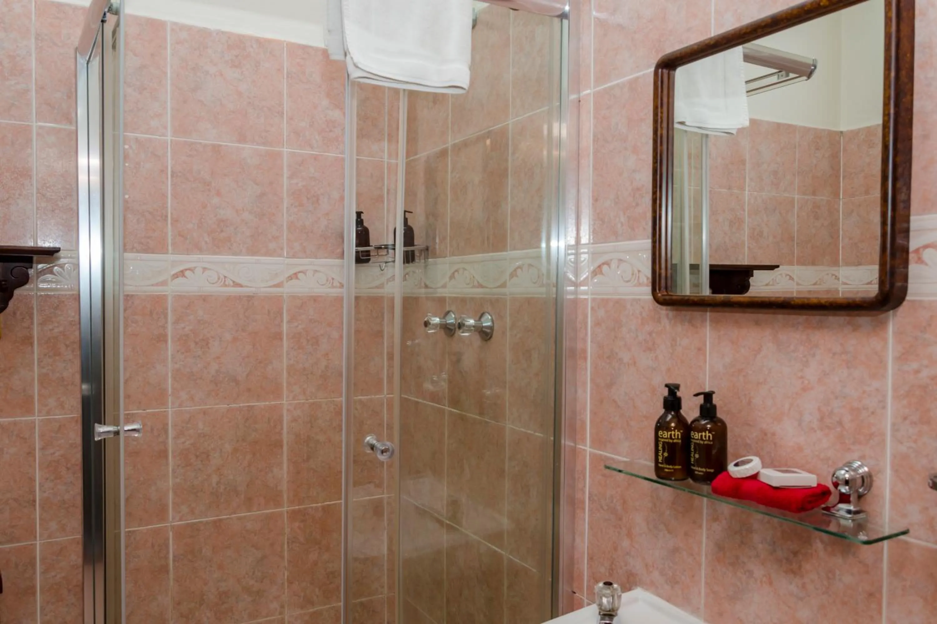 Bathroom in Brighton Lodge - #Solar Energy #No Loadshedding