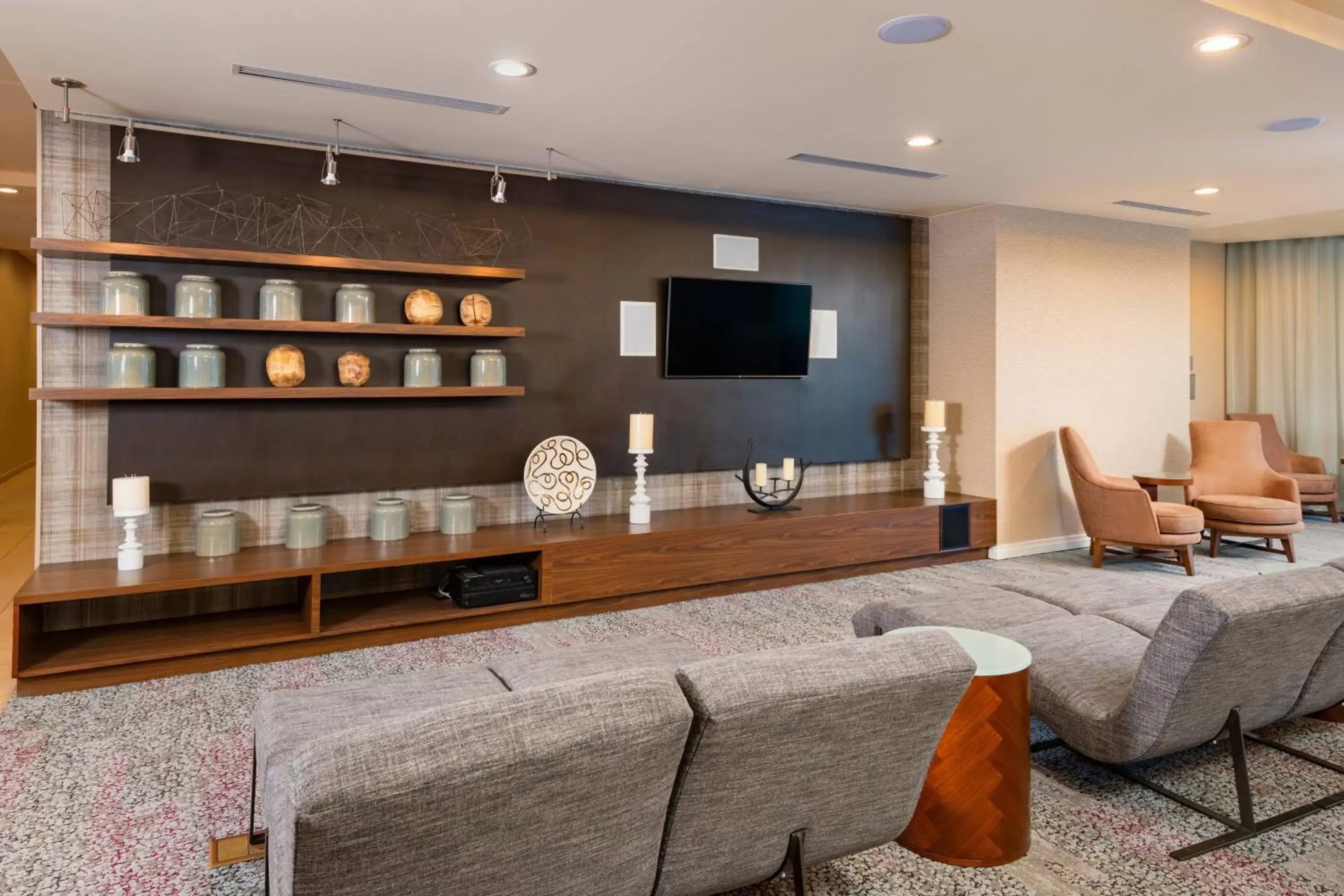 Lobby or reception, Seating Area in Courtyard by Marriott Santa Ana Orange County