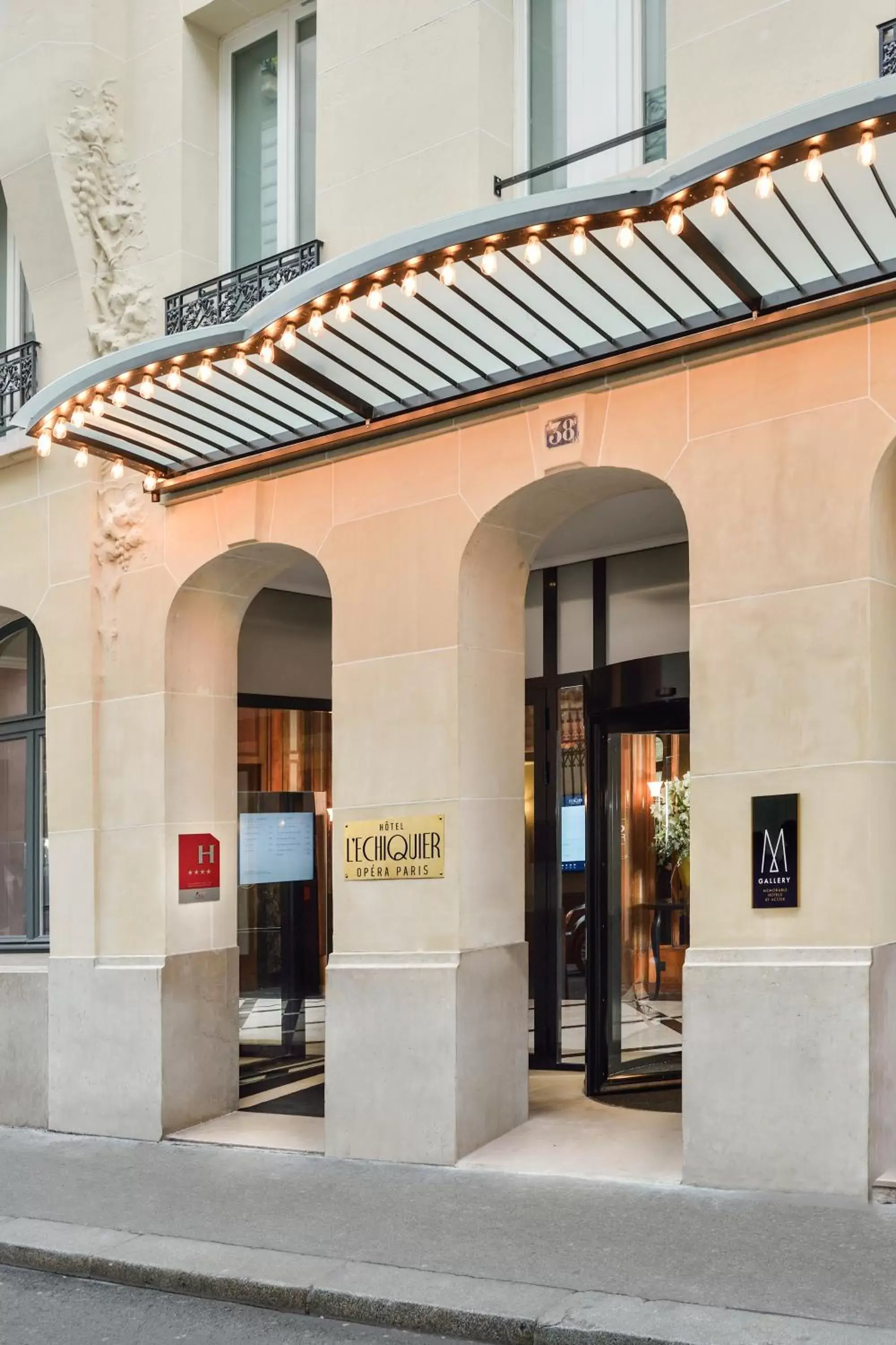 Facade/Entrance in Hôtel l'Echiquier Opéra Paris - MGallery