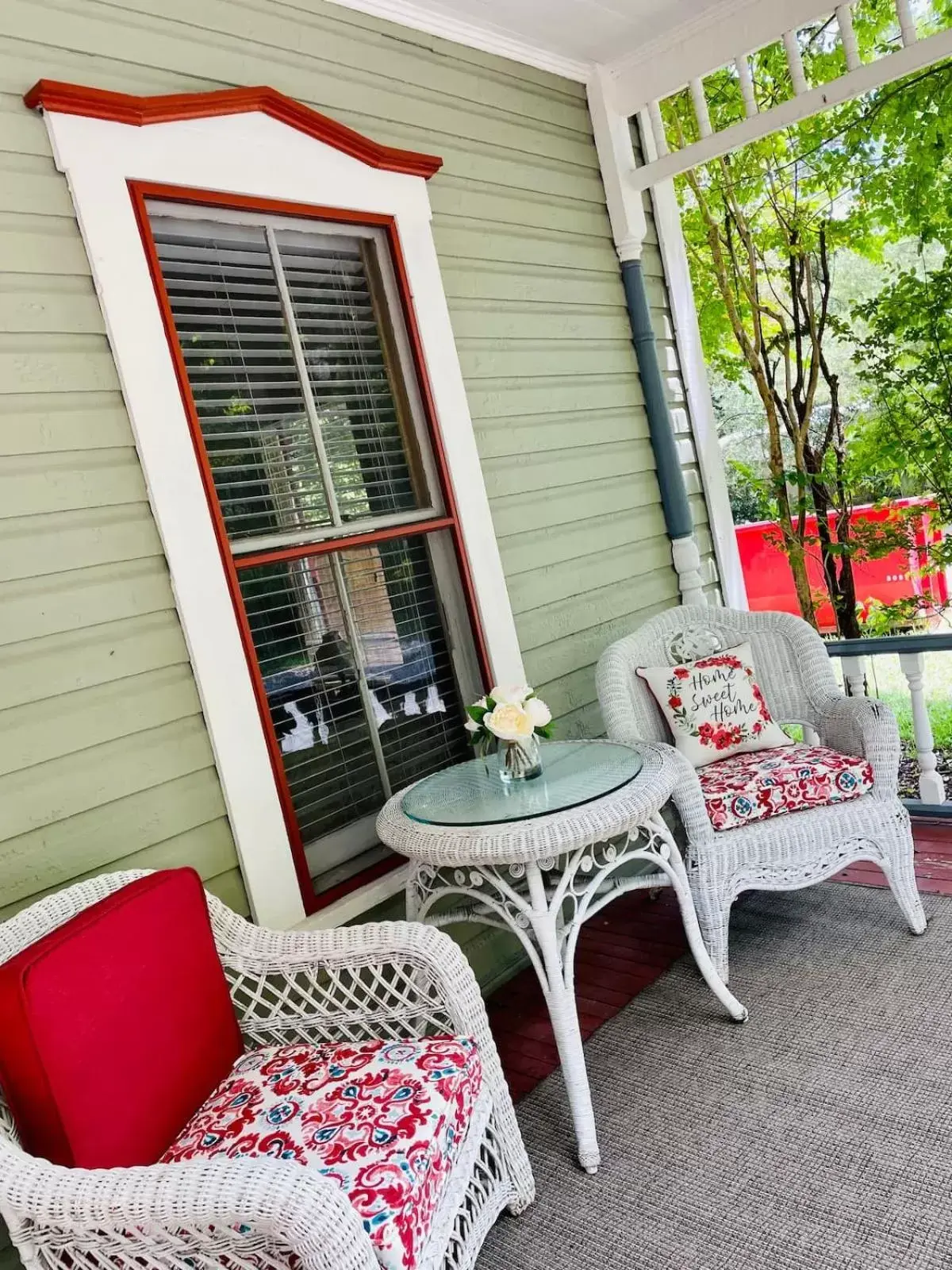 Seating Area in Grady House Bed and Breakfast