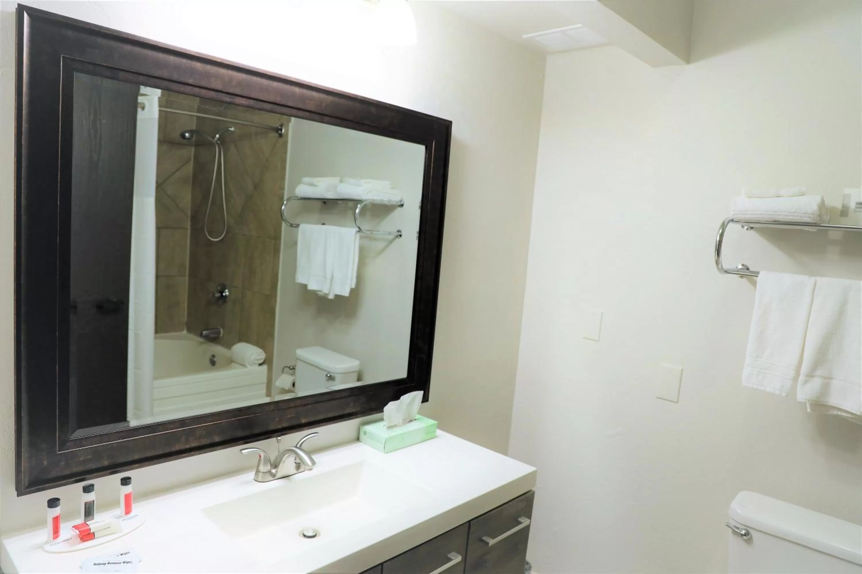 Bathroom in Super 8 by Wyndham High Point/Greensboro