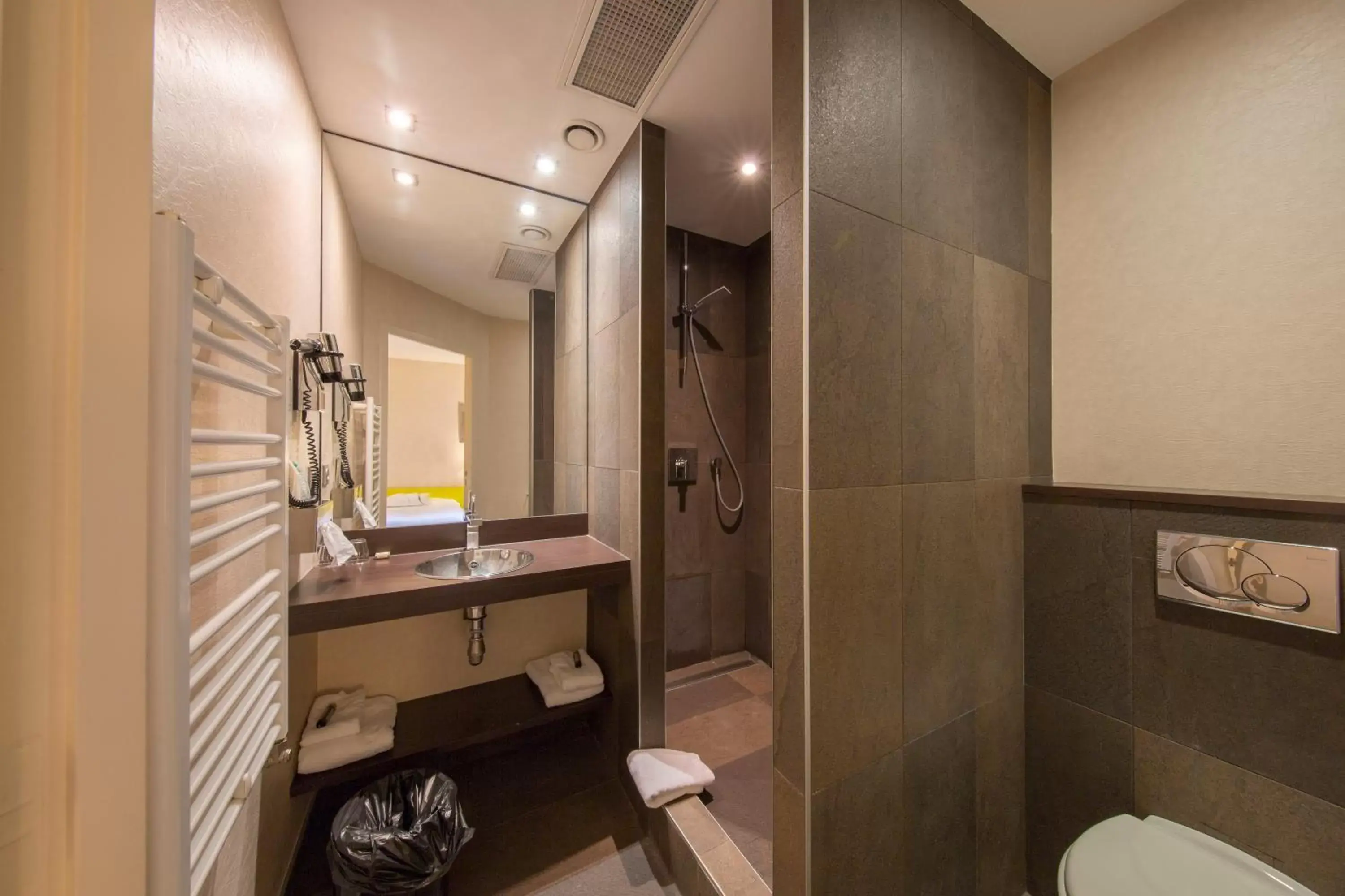 Bathroom in Hotel Des Lices