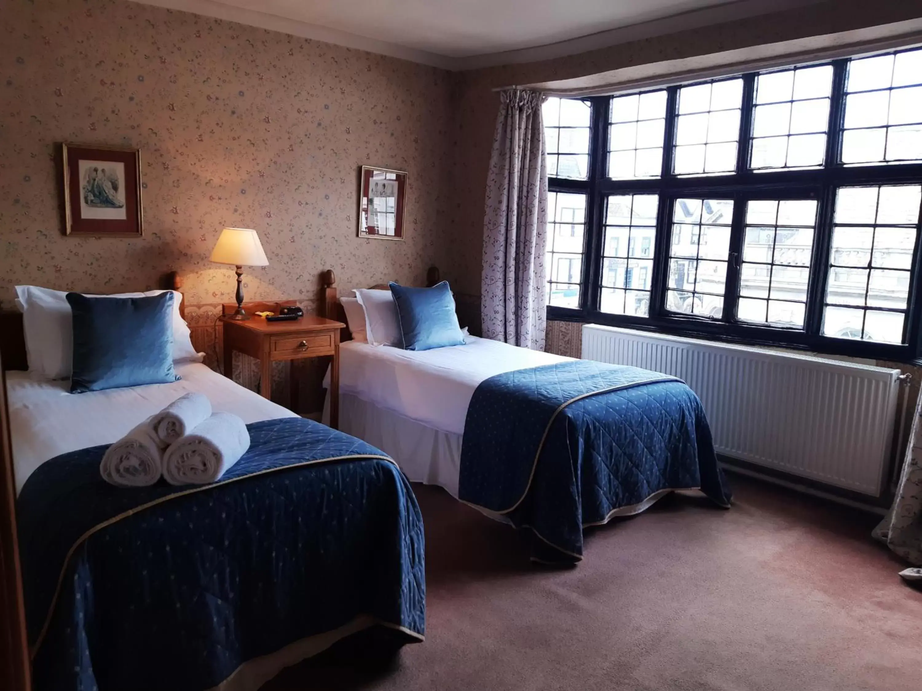 Twin Room - Dog Friendly in The Crown at Wells, Somerset Twin Room - Dog Friendly in The Crown at Wells, Somerset