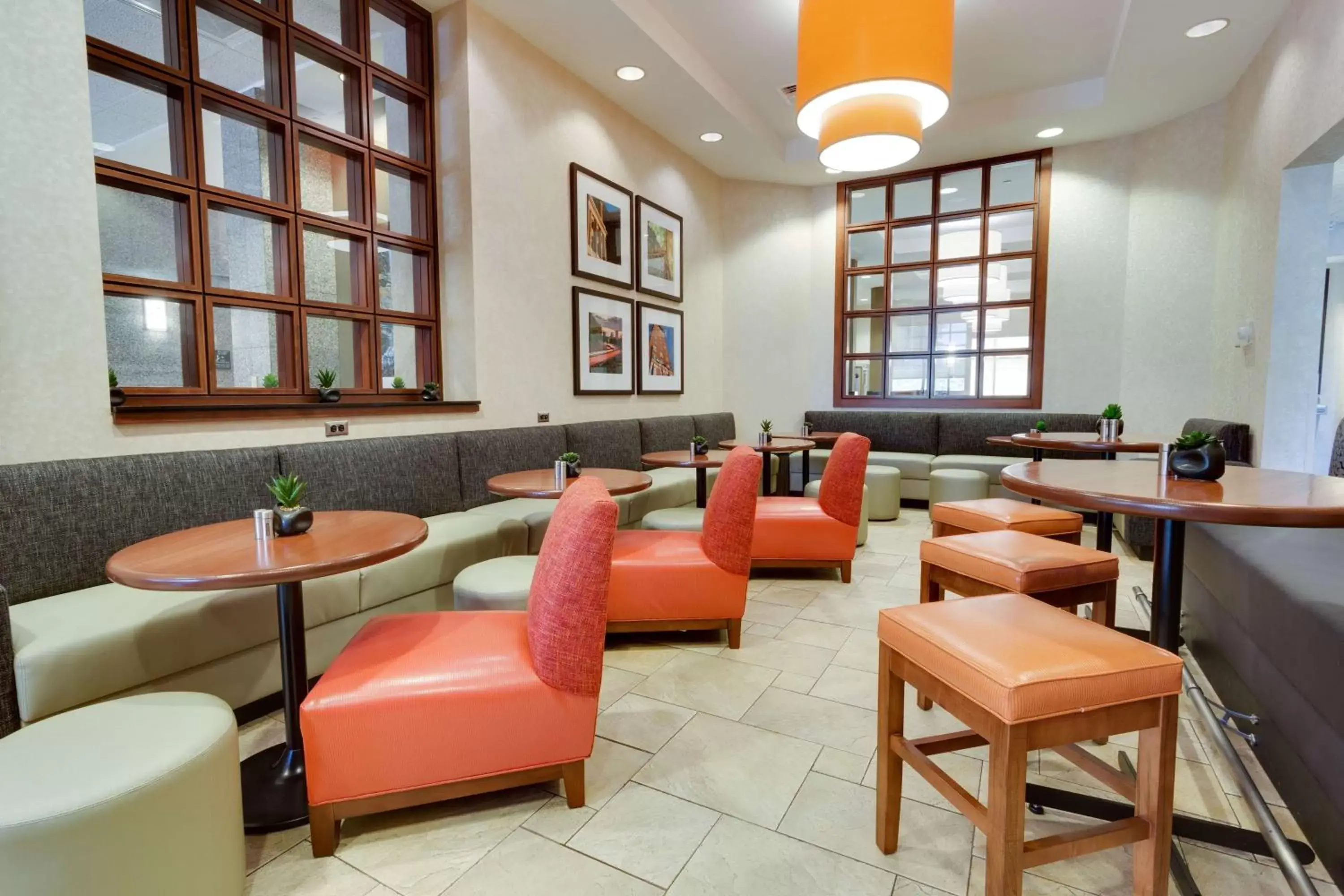 Restaurant/places to eat in Drury Inn & Suites Greenville