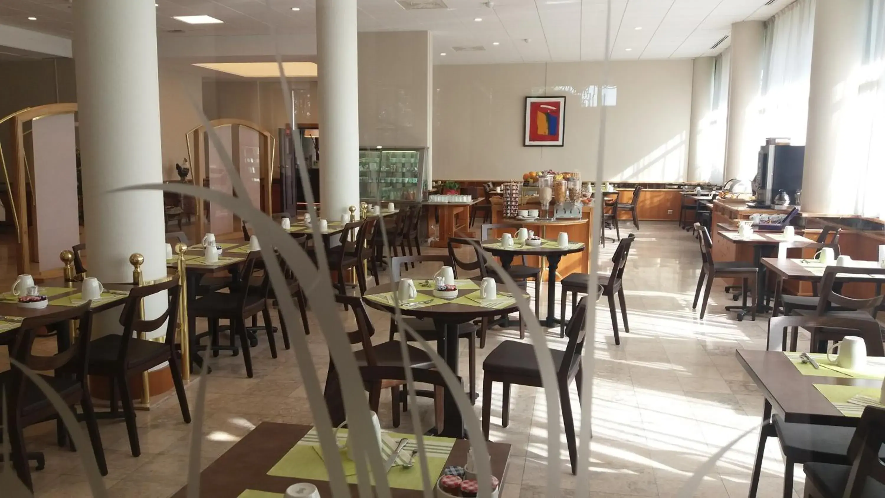 Banquet/Function facilities, Restaurant/Places to Eat in Logis Lyon Est Porte de l'Ain