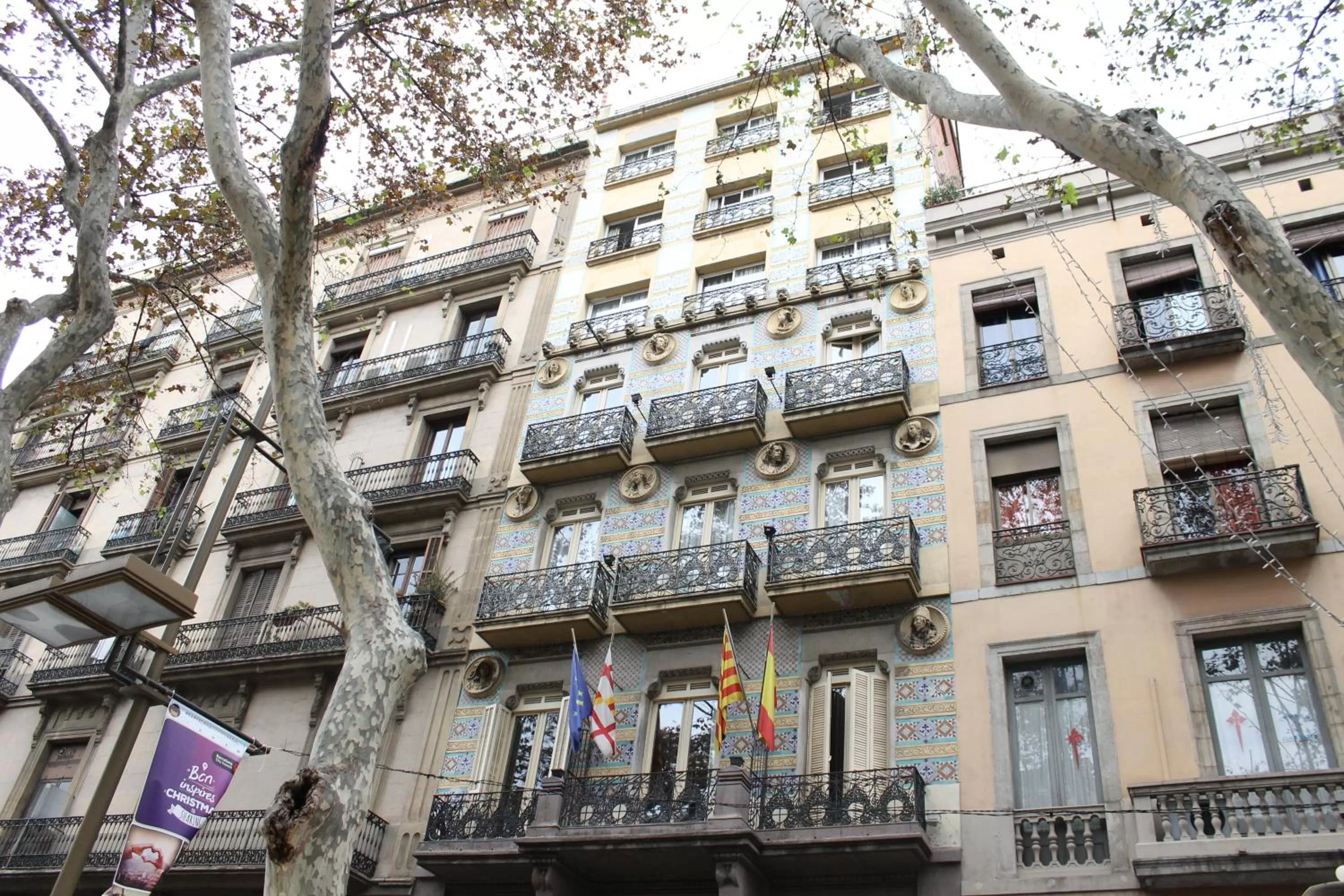 Facade/entrance in Ramblas Hotel