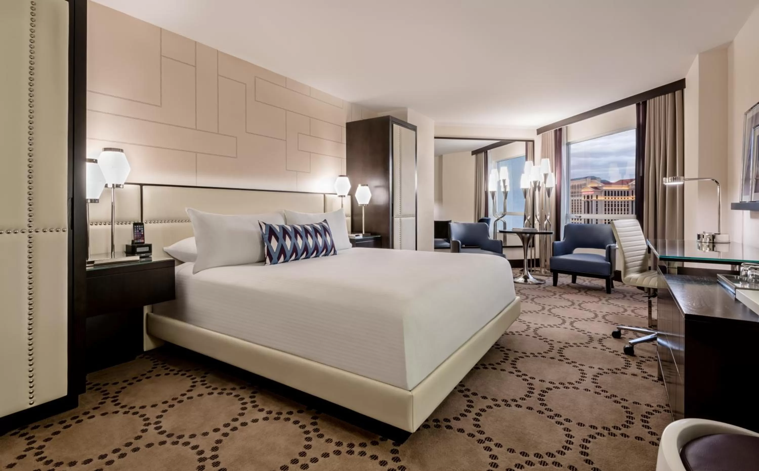 Photo of the whole room, Bed in Harrah's Las Vegas, A Caesars Destination
