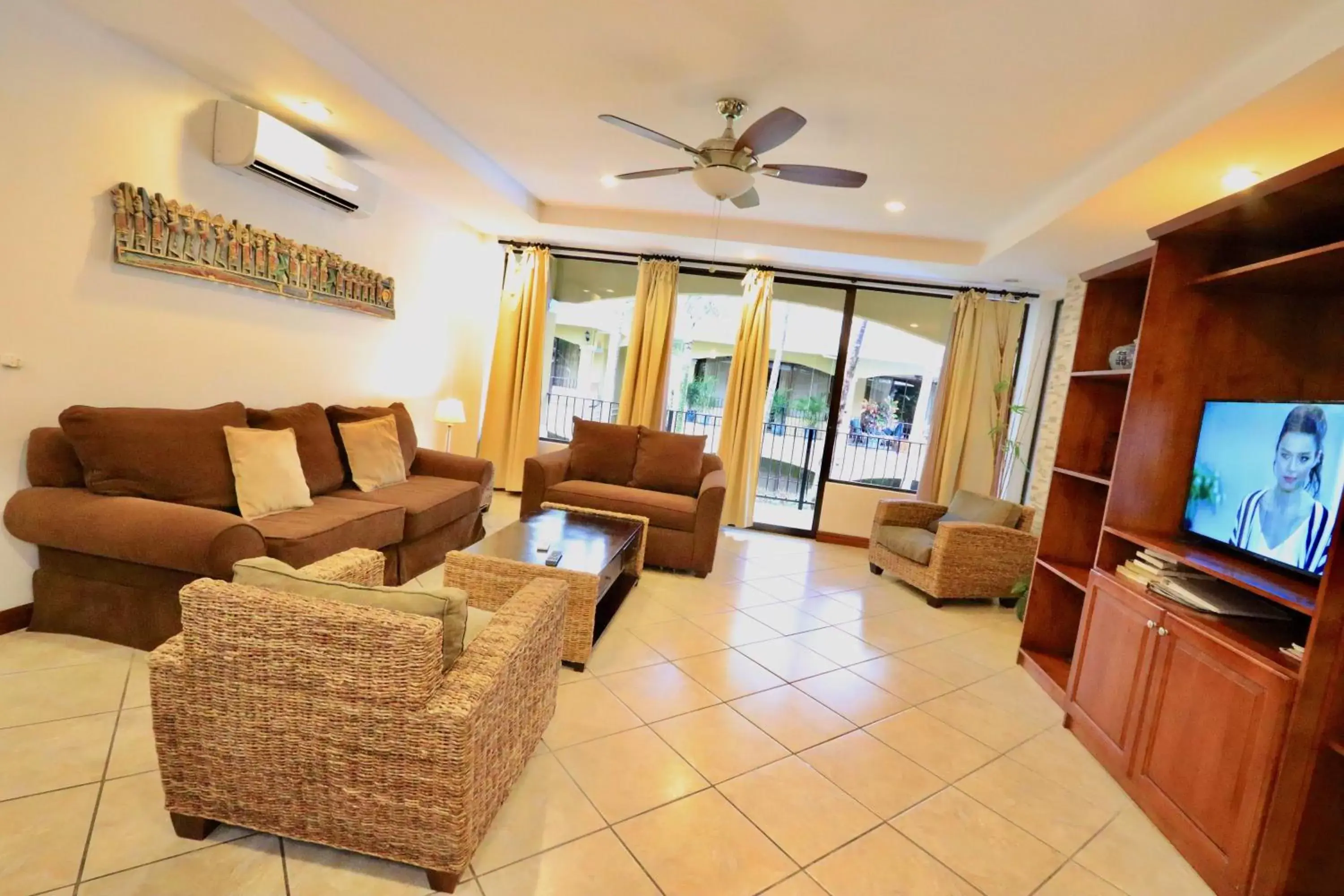 Living room, Seating Area in Monte Carlo Luxury Condominiums