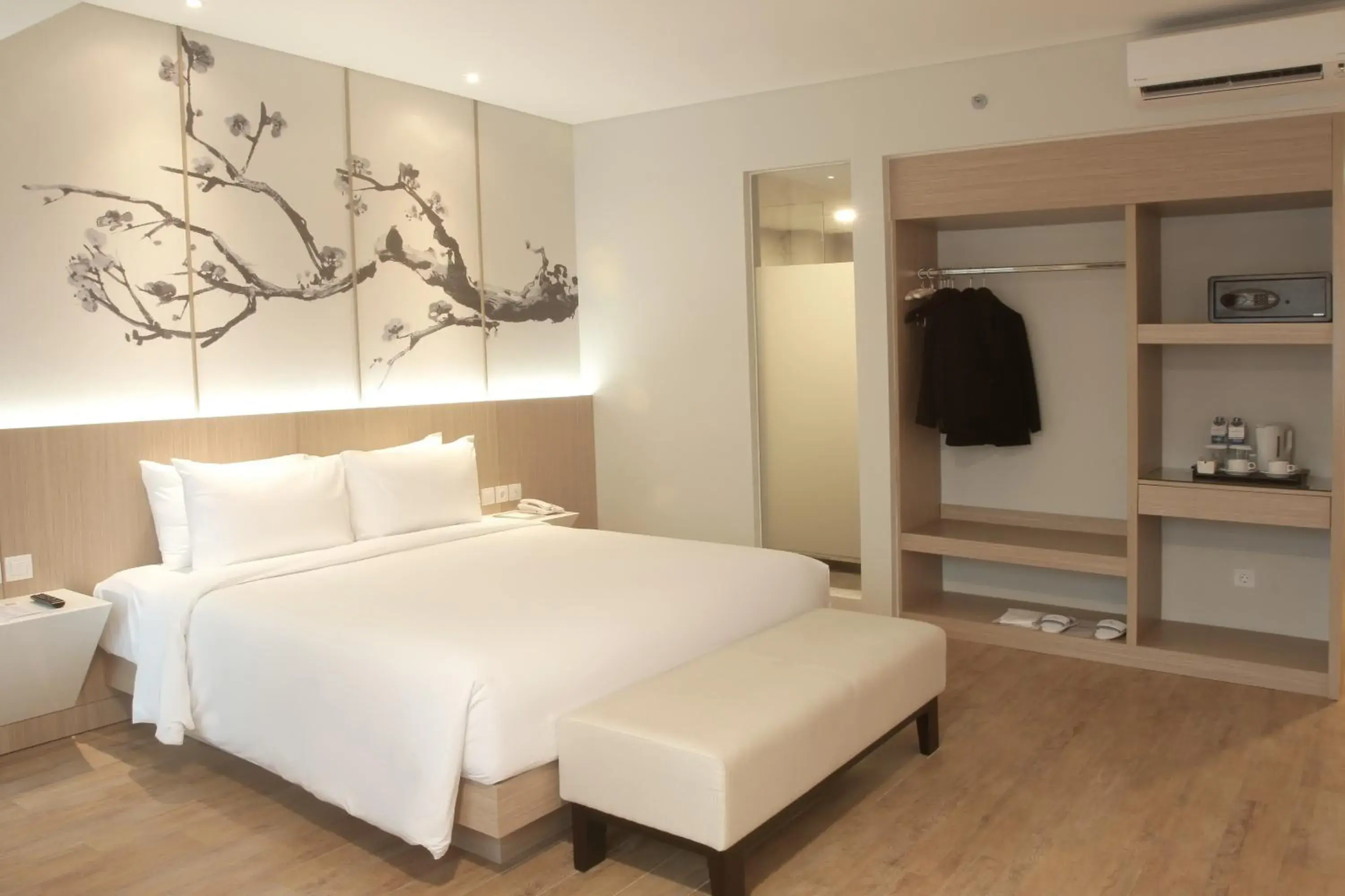 Bed in Hotel Santika Mega City - Bekasi