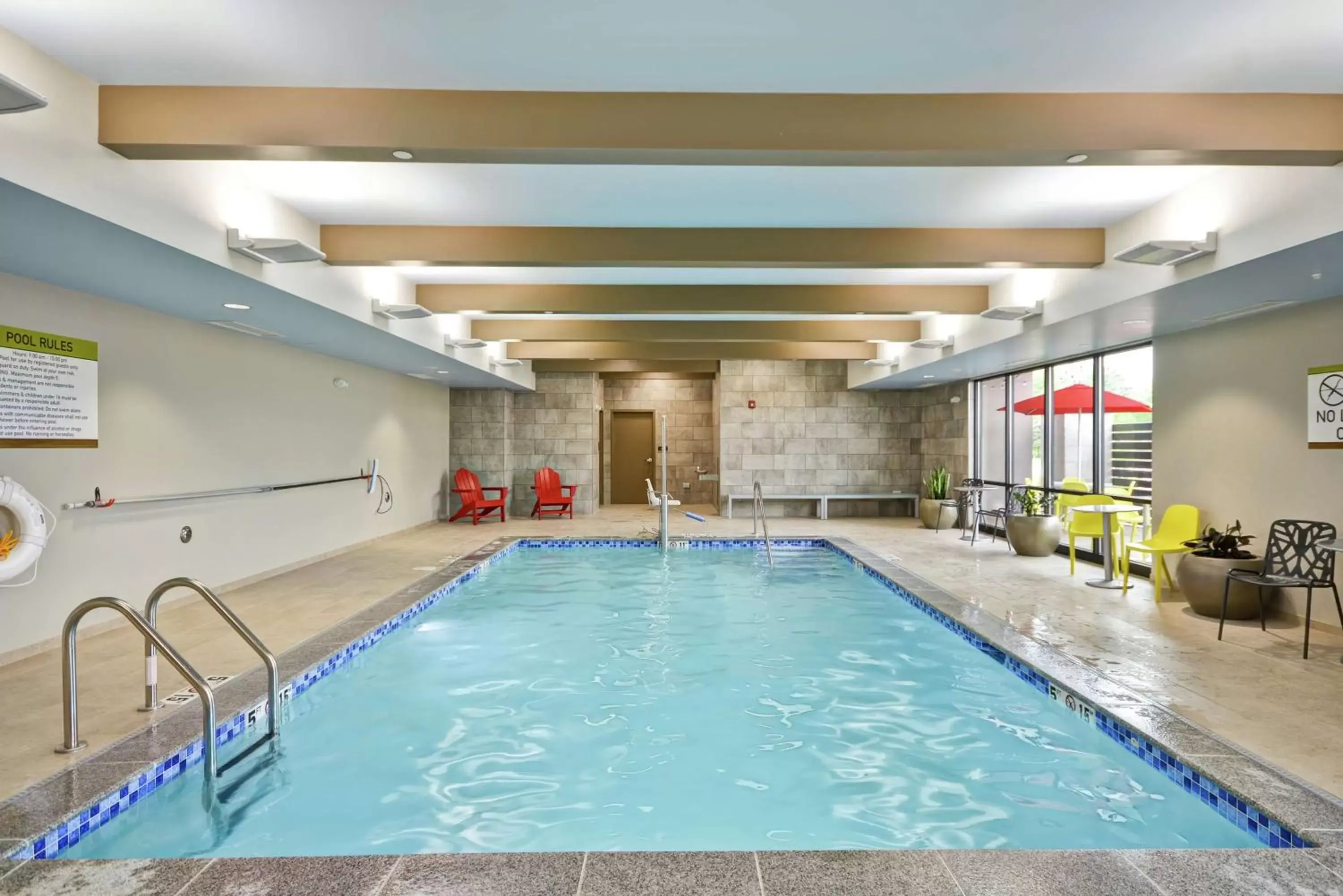 Pool view, Swimming Pool in Home2 Suites By Hilton Portland Airport