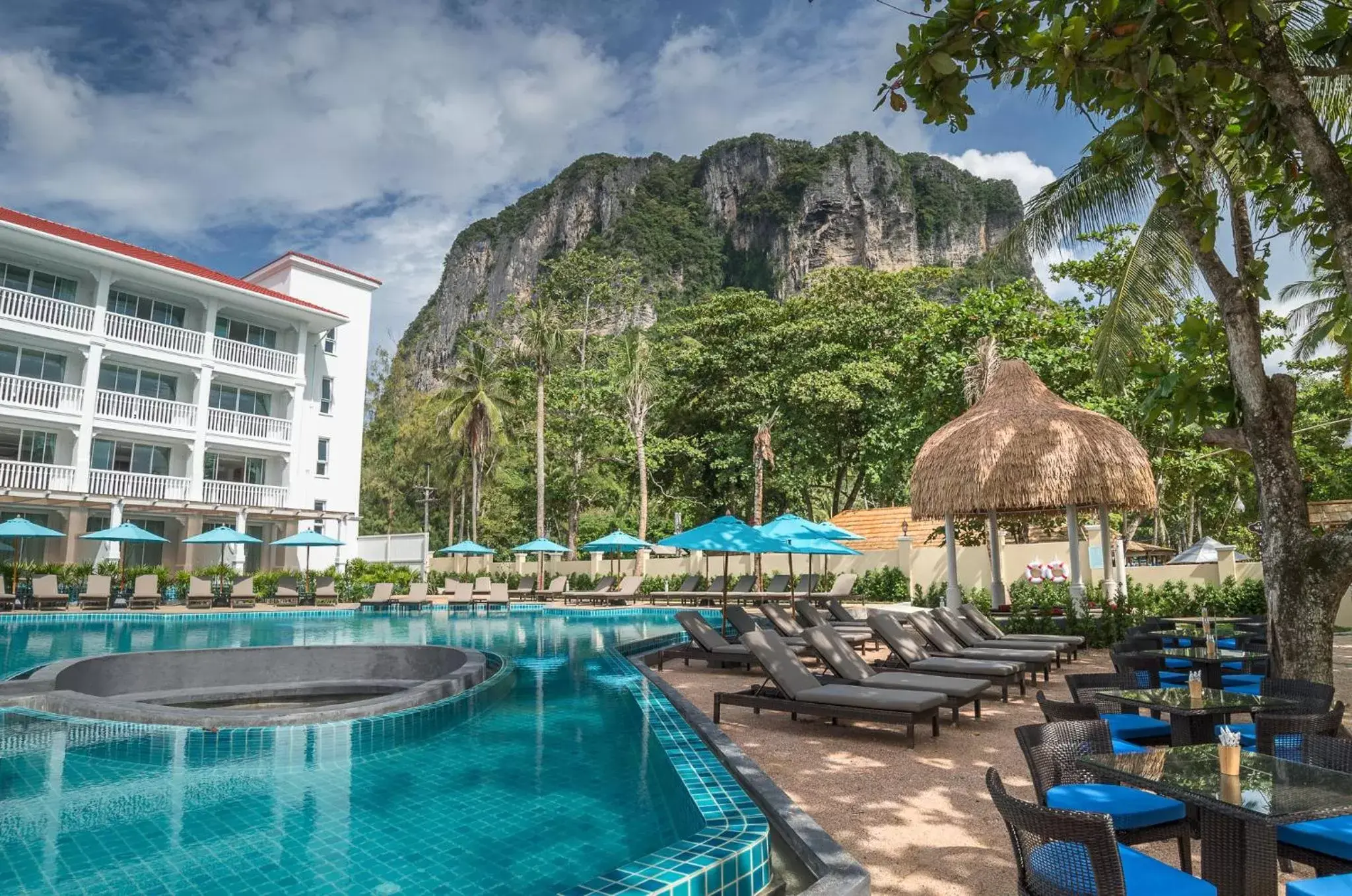 Restaurant/places to eat, Swimming Pool in Centara Ao Nang Beach Resort & Spa Krabi - SHA Plus