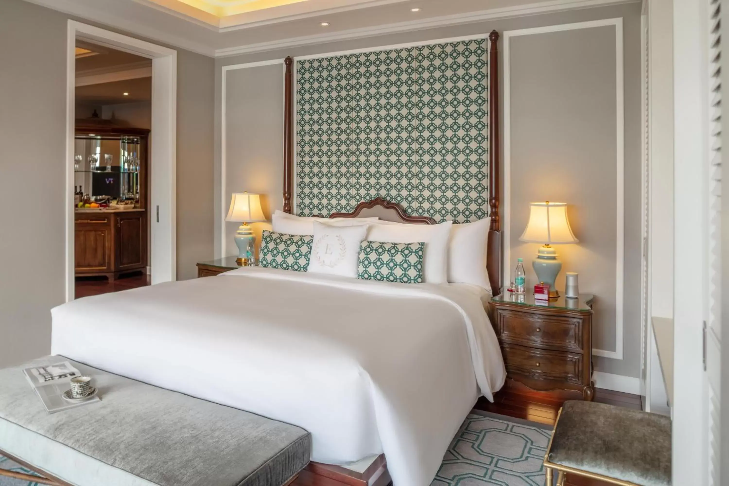 Bedroom, Bed in Mia Saigon – Luxury Boutique Hotel