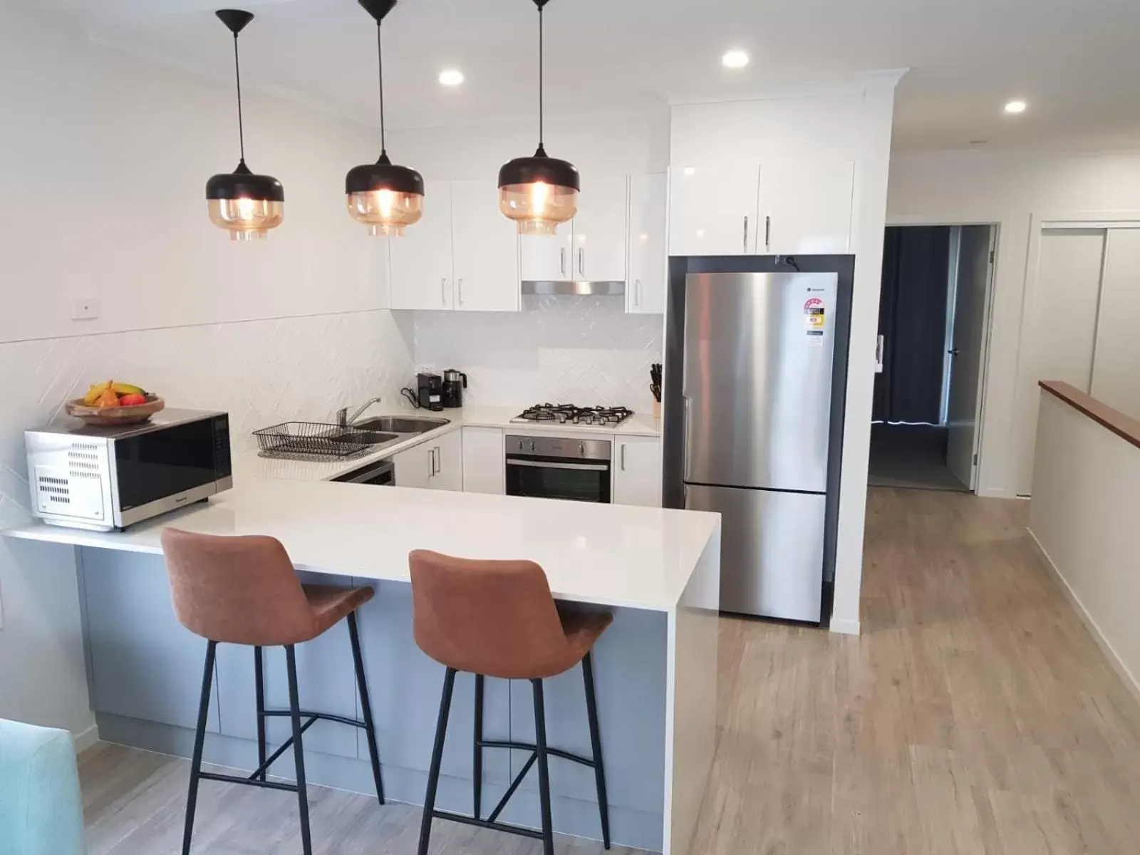 Kitchen/Kitchenette in Moby Dick Waterfront Resort Motel