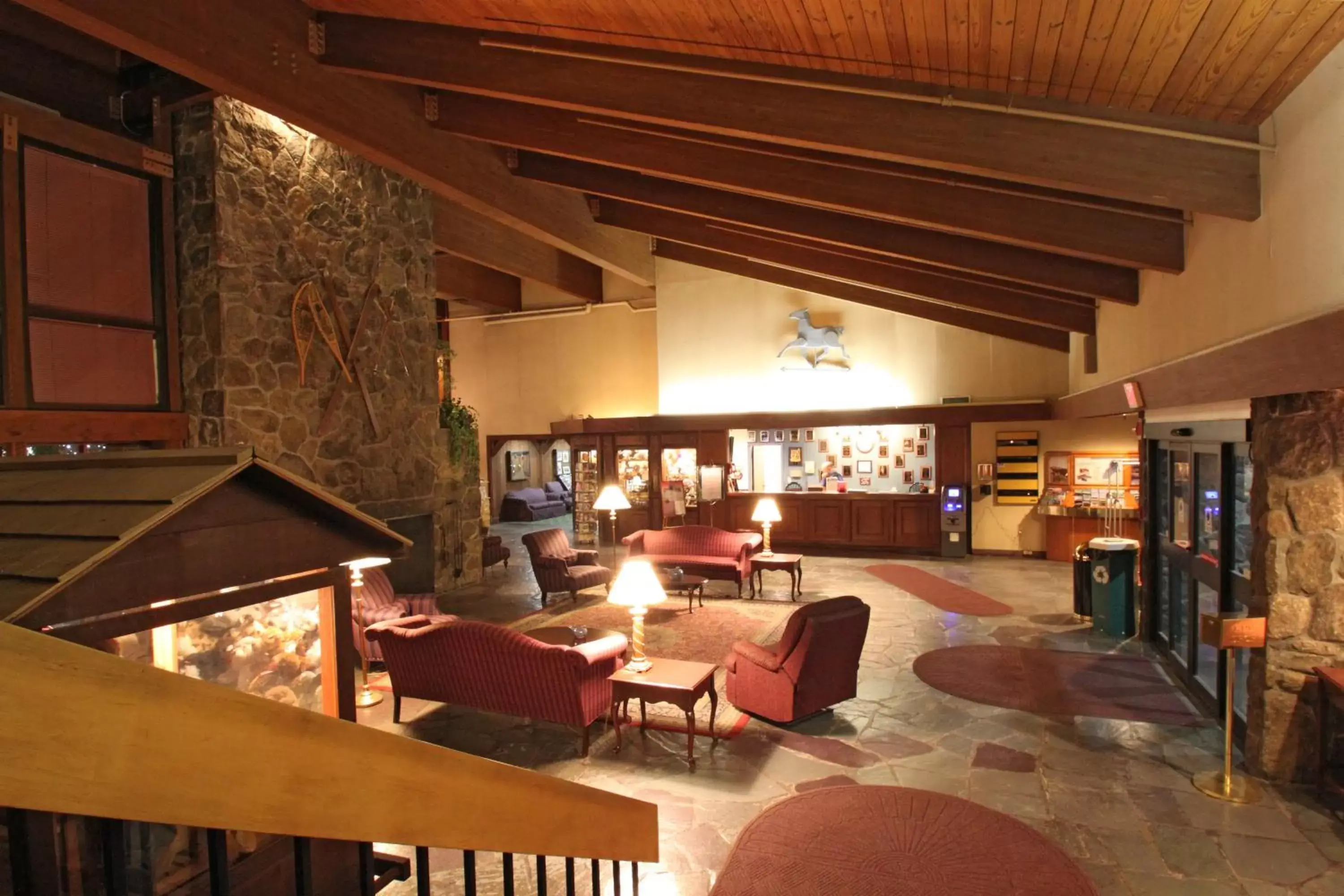 Living room in Fireside Inn & Suites West Lebanon