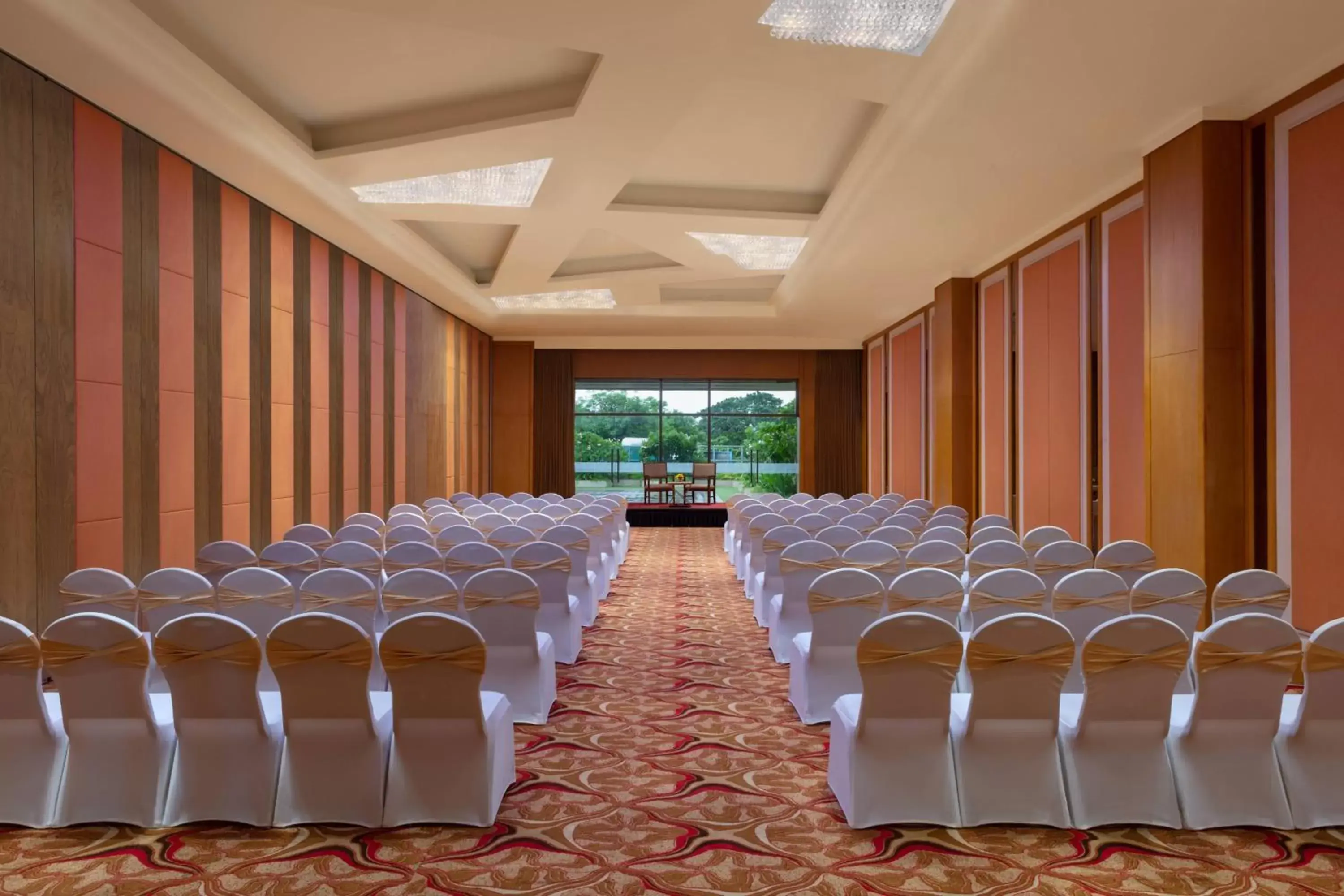 Meeting/conference room in Courtyard by Marriott Madurai
