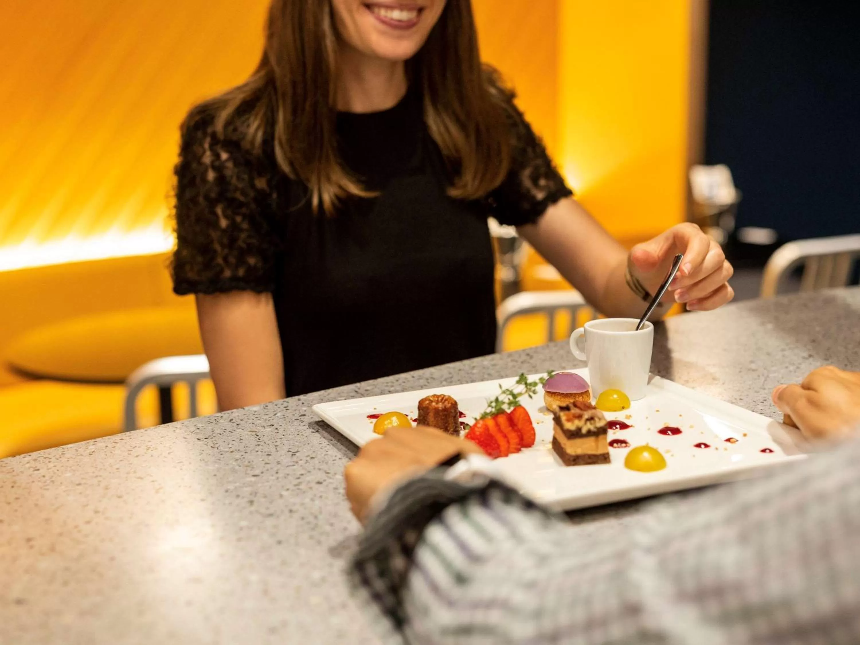 Restaurant/places to eat in Novotel Strasbourg Centre Halles