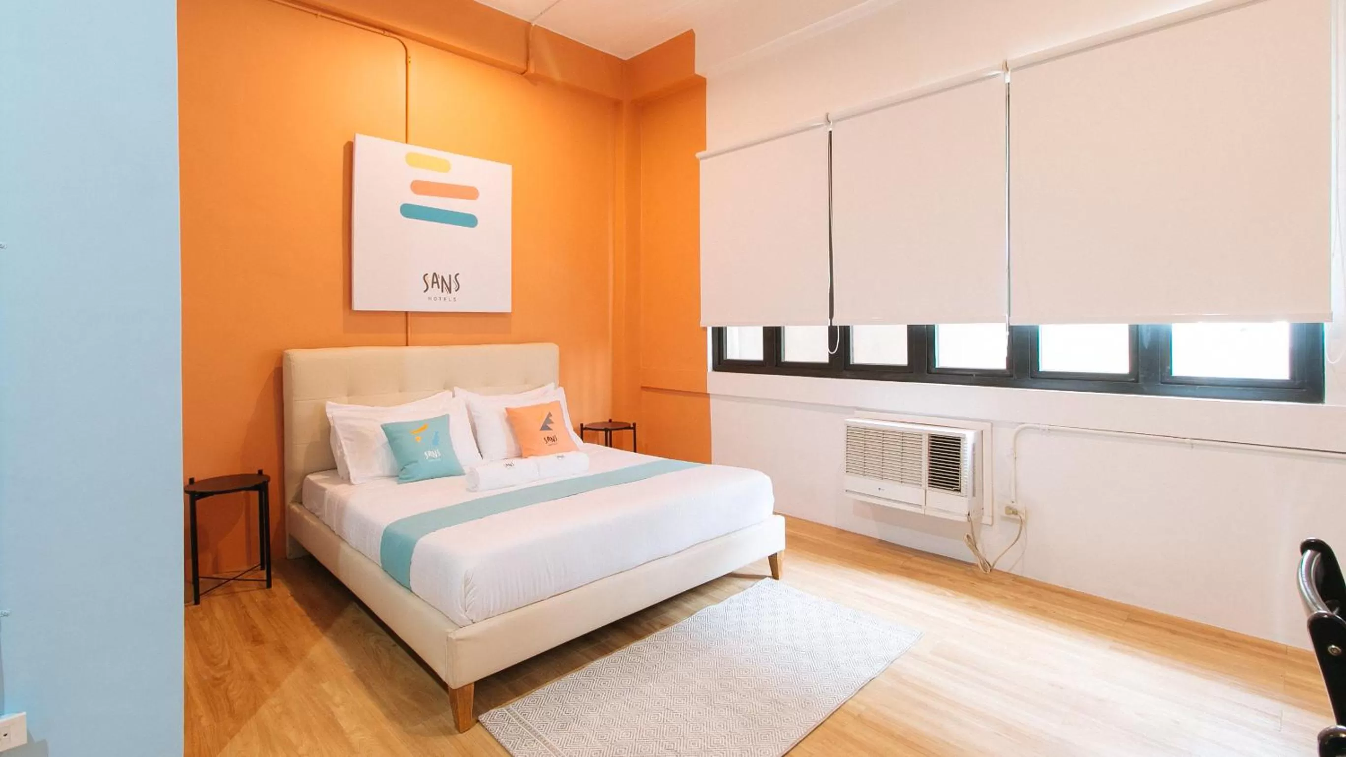 Bedroom in Sans Hotel Laperal Manila