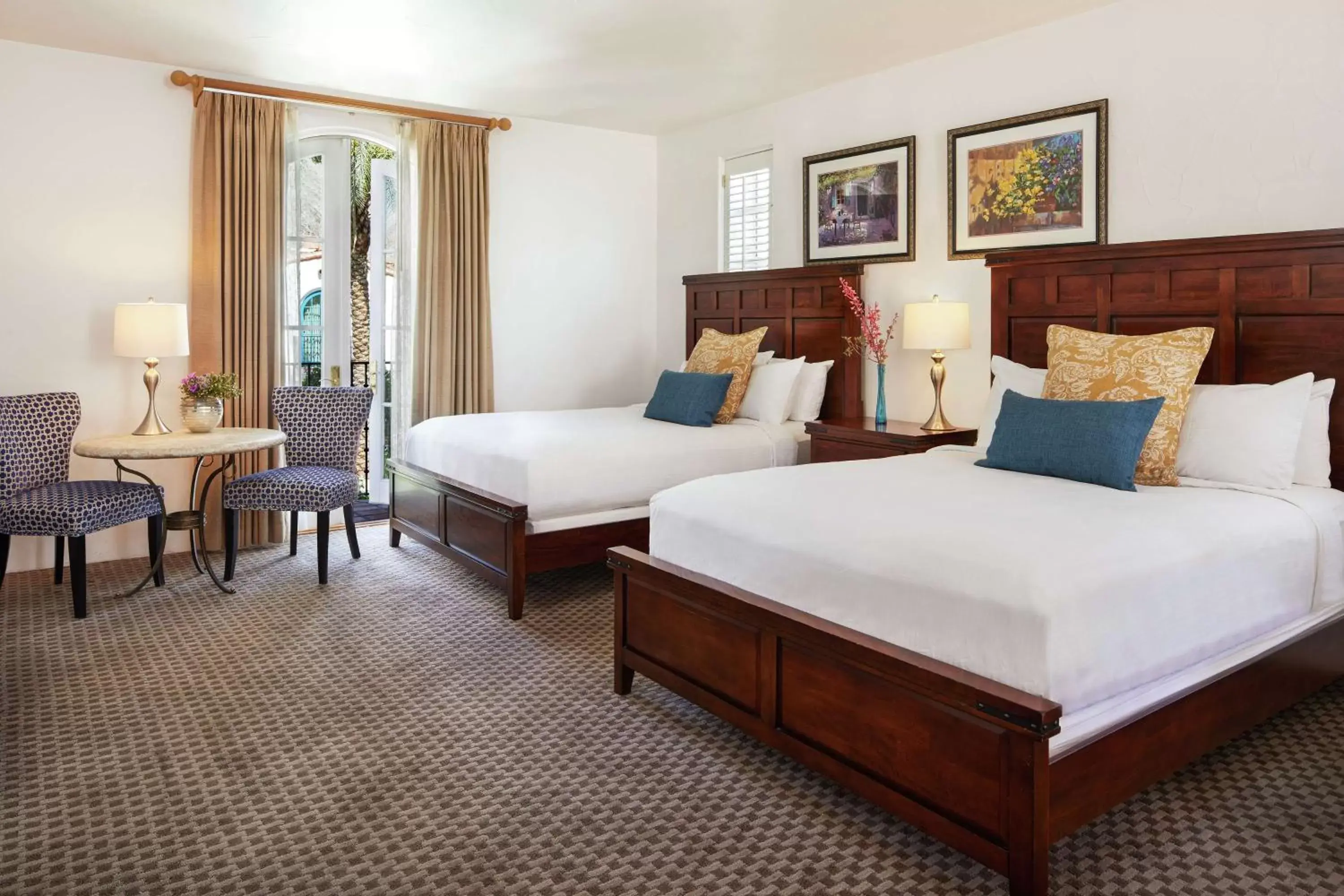 Living room, Bed in La Quinta Resort & Club, Curio Collection