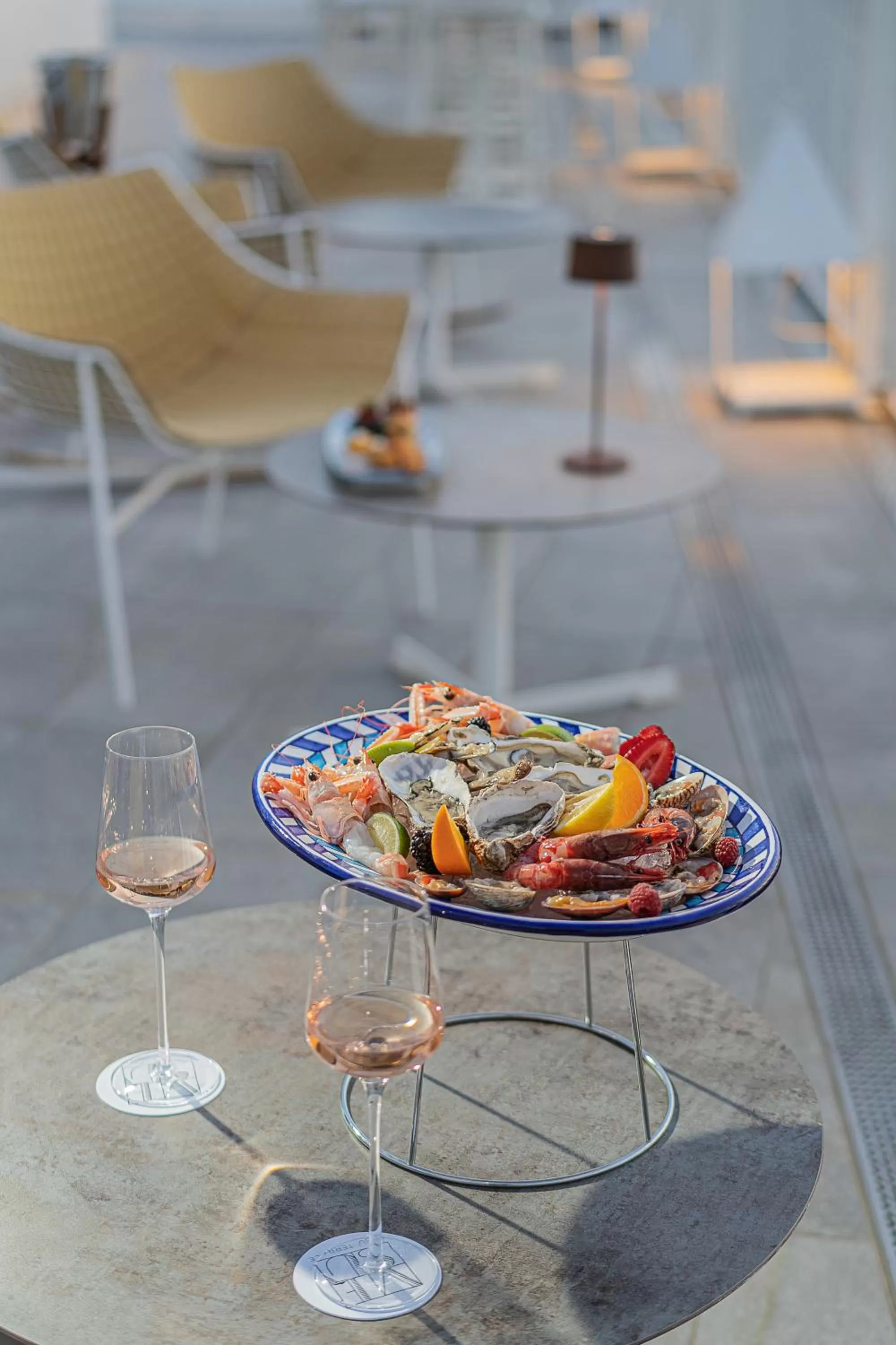 Food and drinks in Domo 20 Hotel & Rooftop