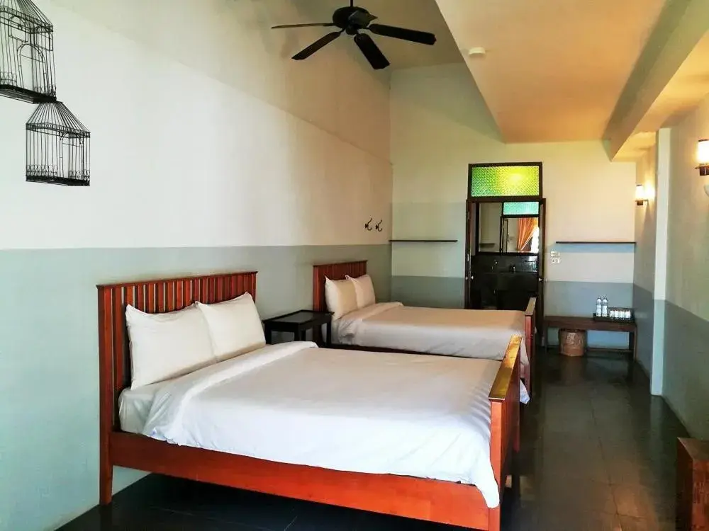 Bedroom, Bed in Koh Munnork Private Island