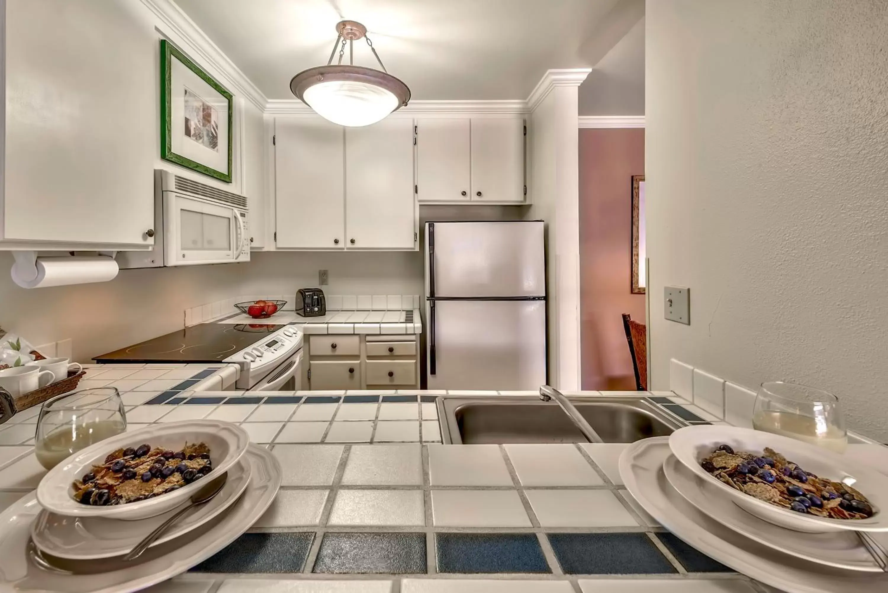 Kitchen or kitchenette, Kitchen/Kitchenette in Forest Suites Resort at the Heavenly Village