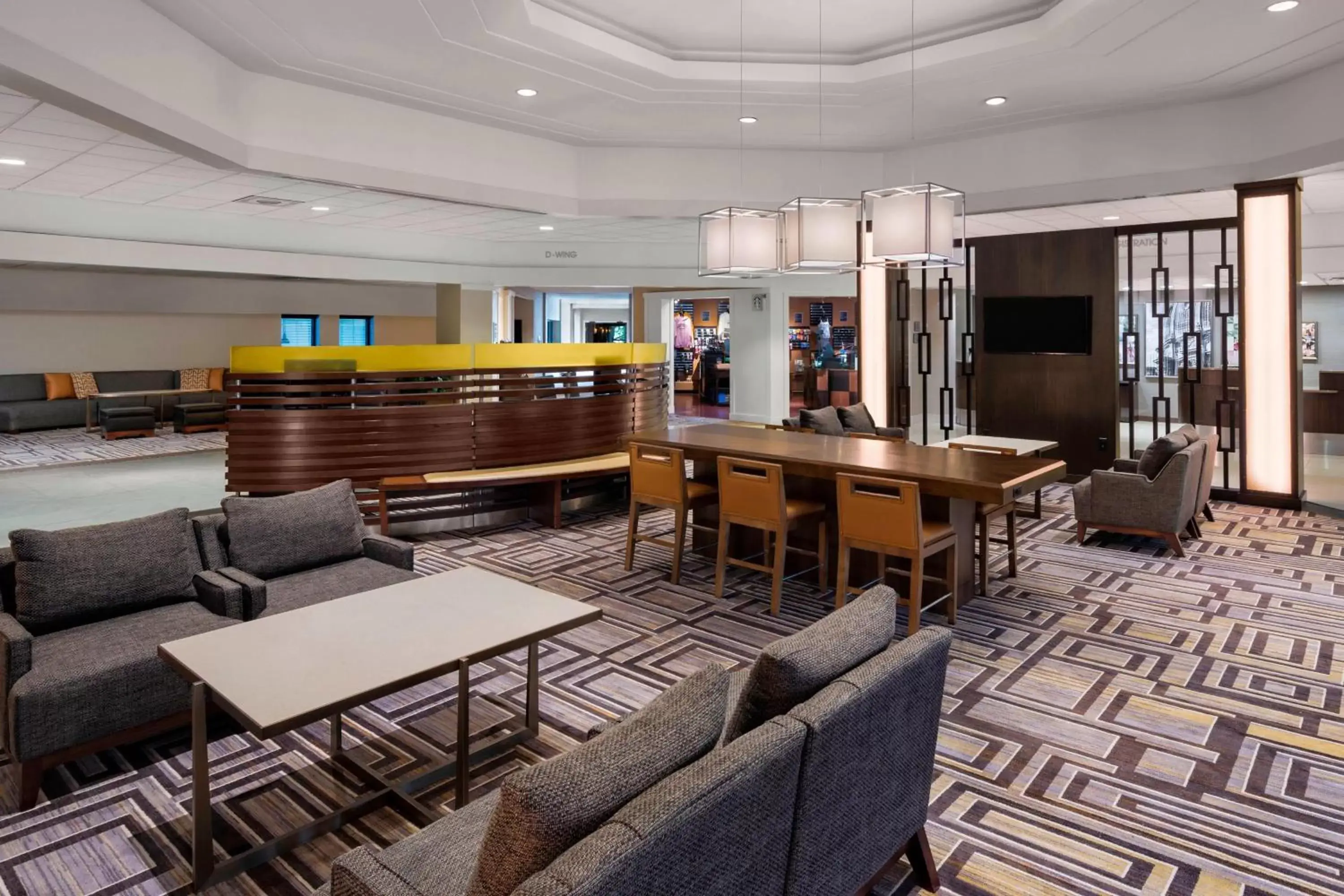 Lobby or reception in Sheraton Harrisburg Hershey Hotel