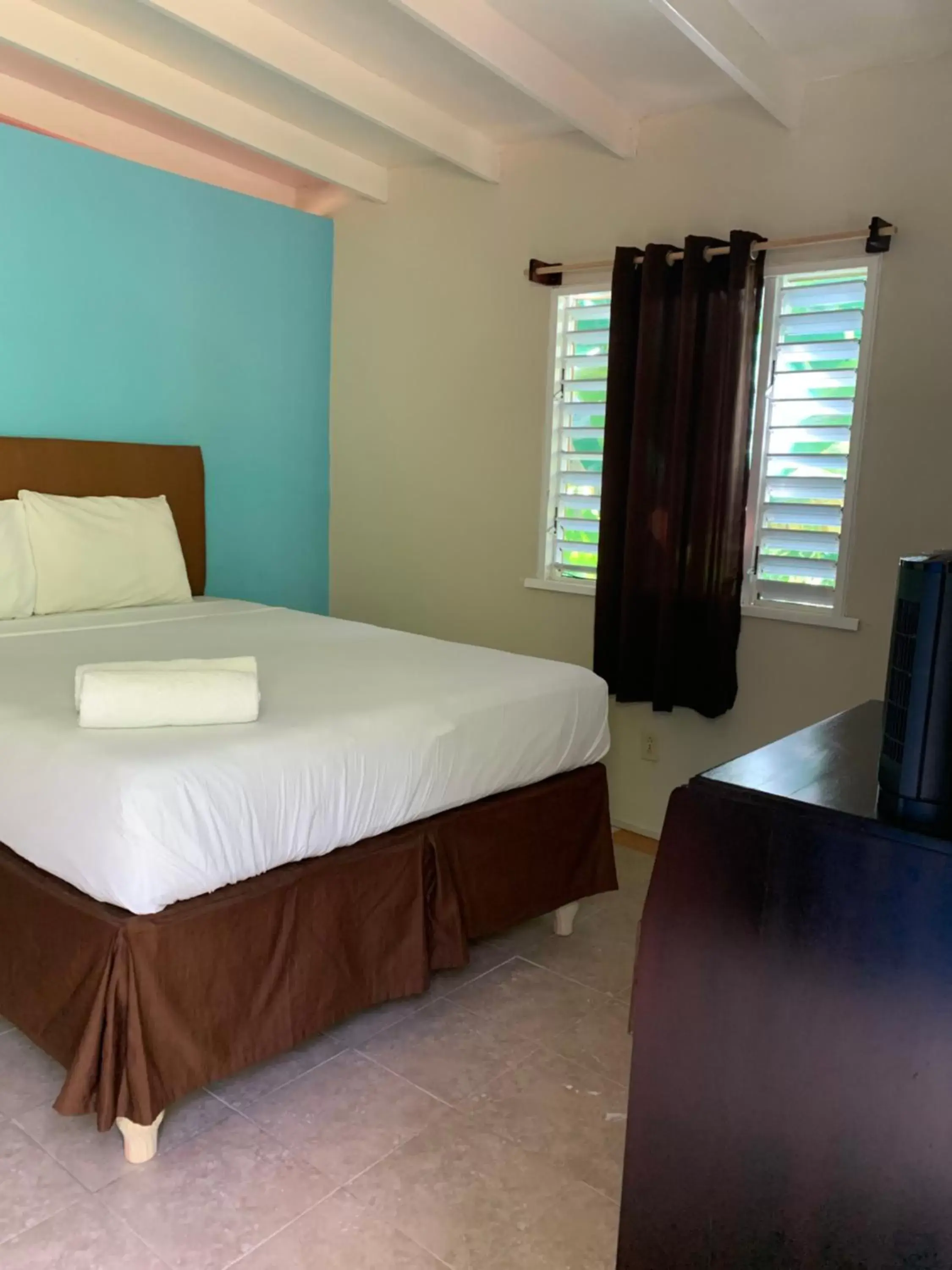 Bedroom, Bed in Kingsworth Bed and Breakfast Bedroom, Bed in Kingsworth Bed and Breakfast