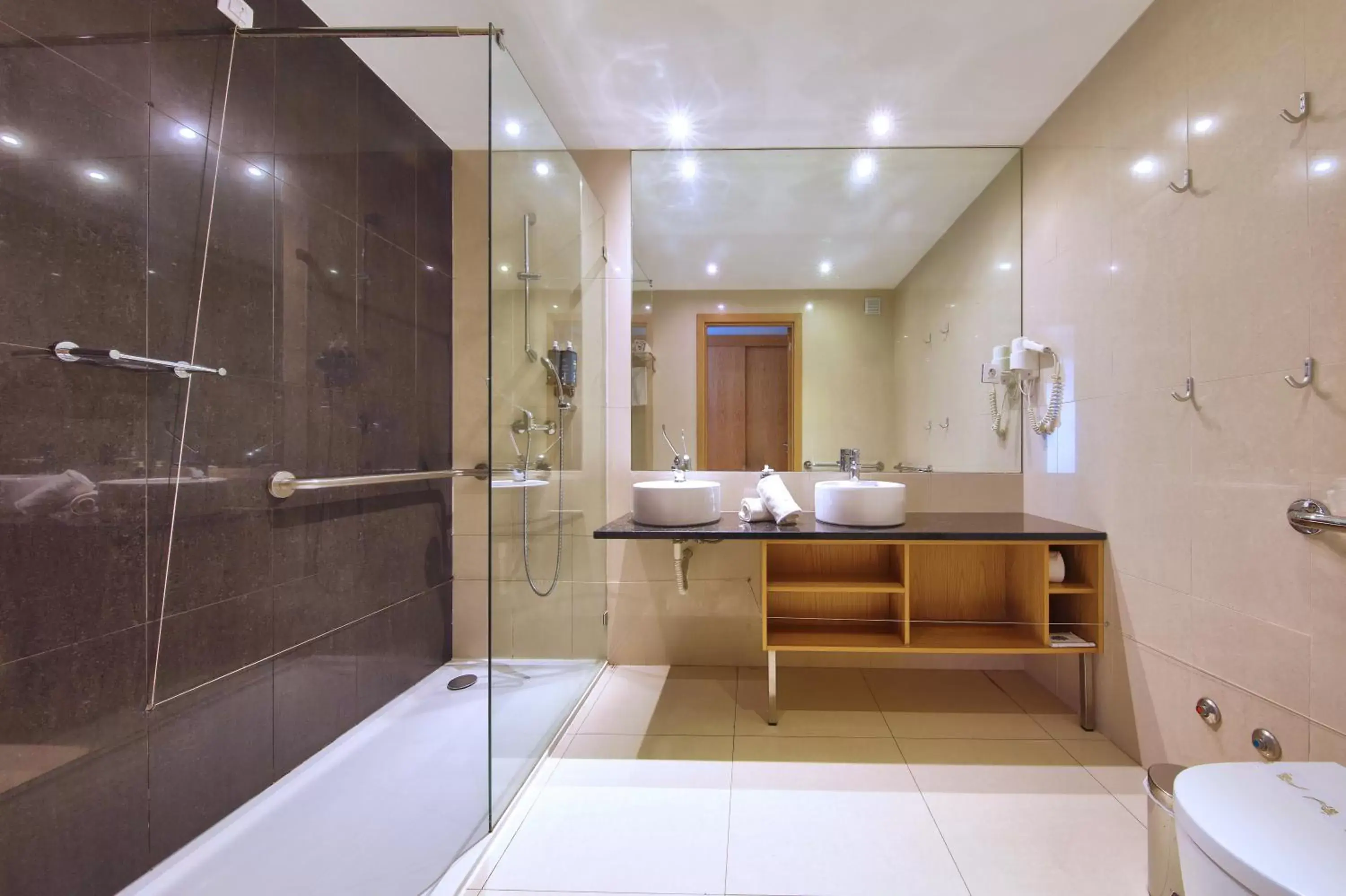 Bathroom in Agua Hotels Riverside